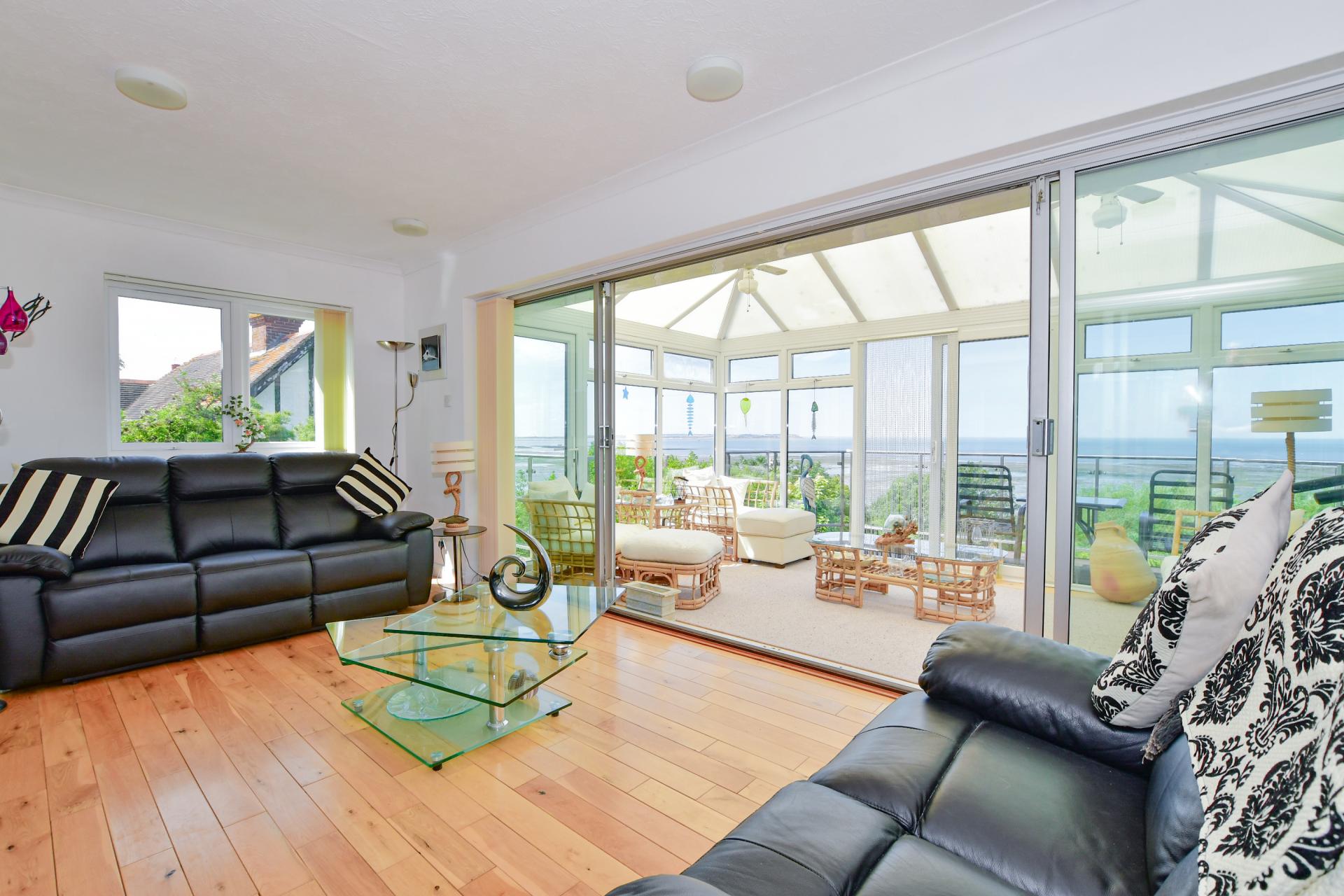 Detached House for sale with 4 bedrooms, Joy Lane, Whitstable Fine