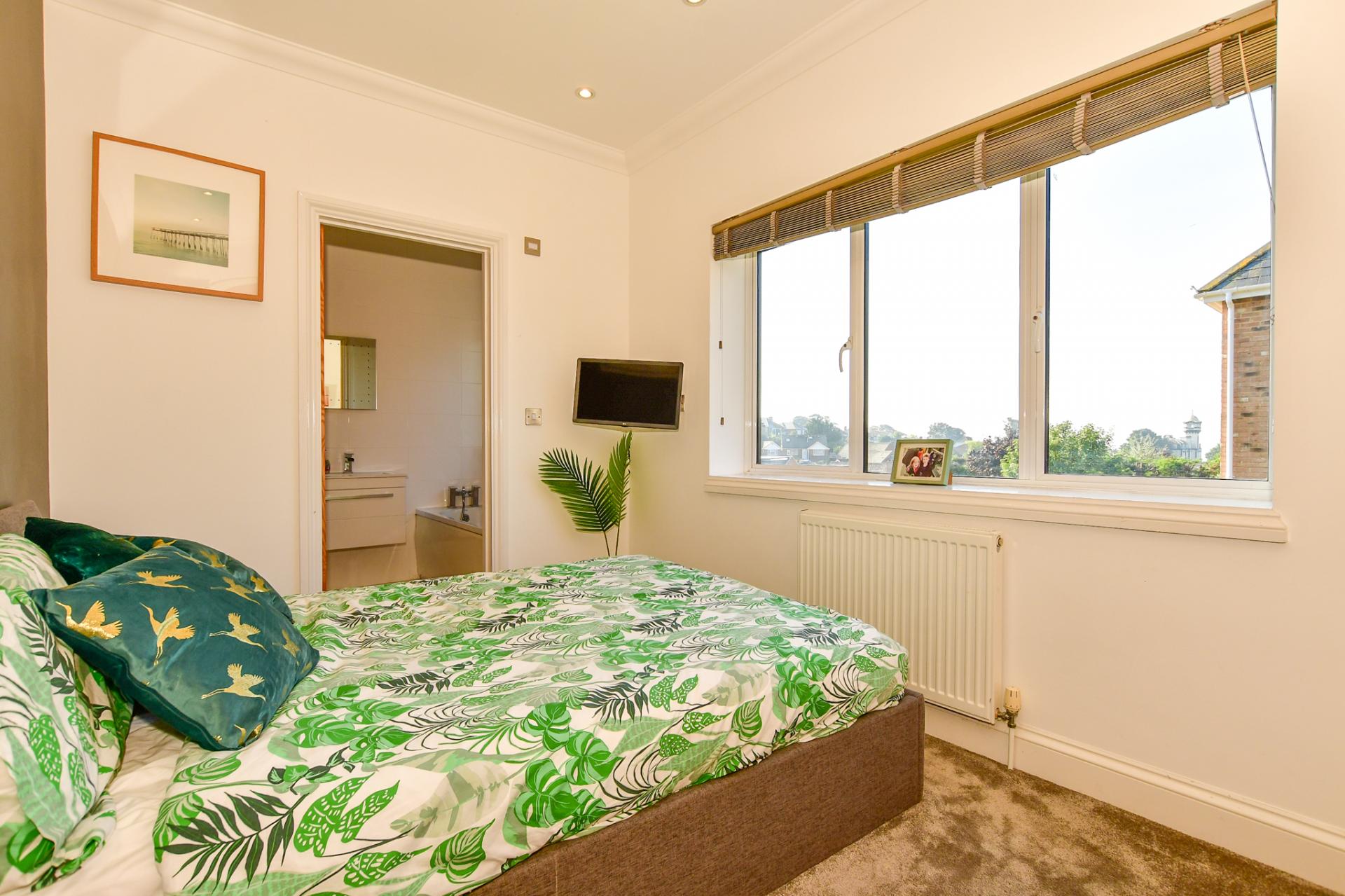 Detached House for sale with 4 bedrooms, Pegwell Road, Ramsgate Fine & Country