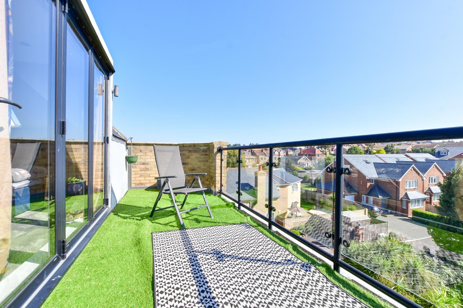 Detached House for sale with 4 bedrooms, Pegwell Road, Ramsgate Fine & Country