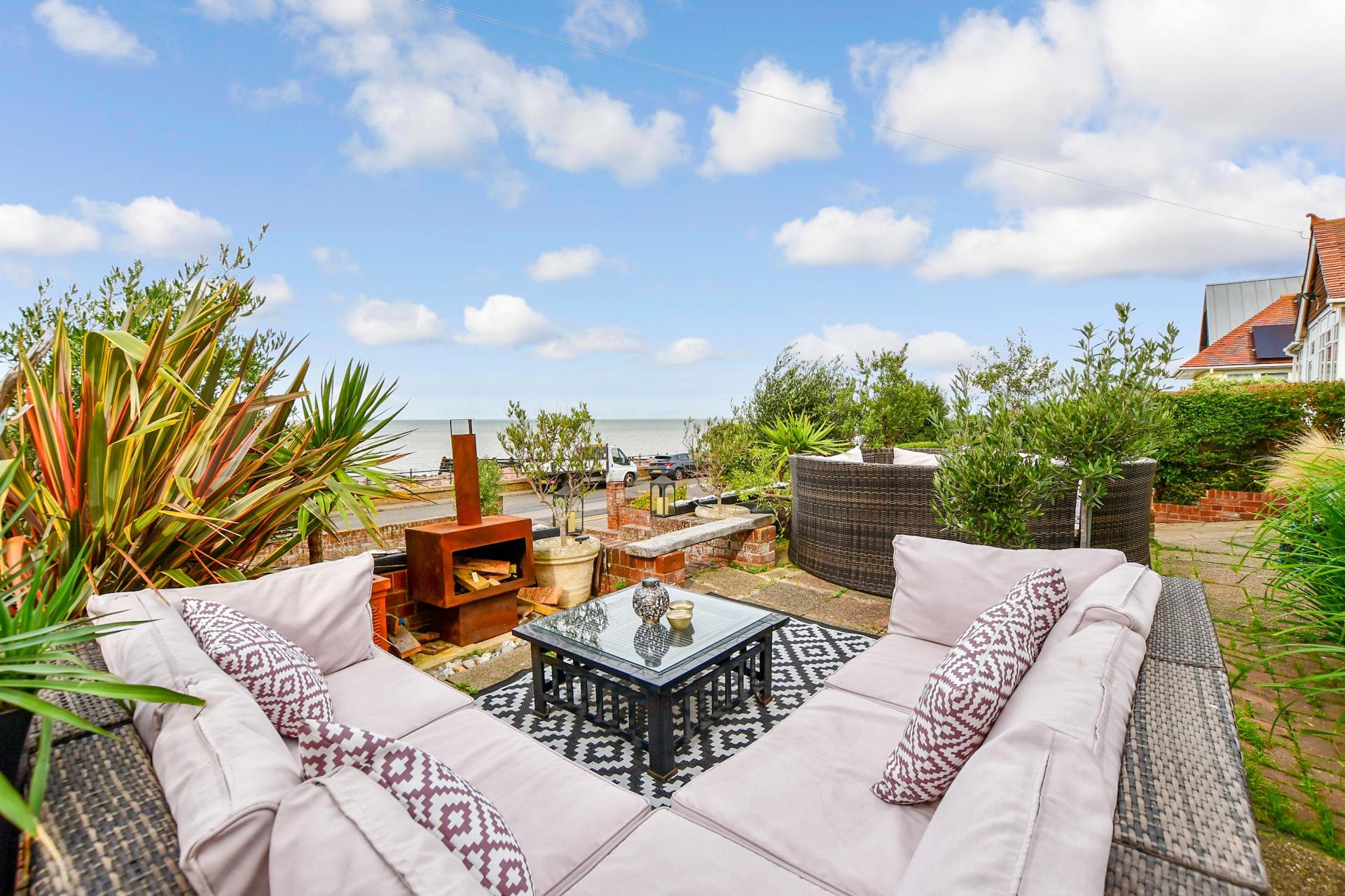 Detached House for sale with 4 bedrooms, Hampton Pier Avenue, Herne Bay