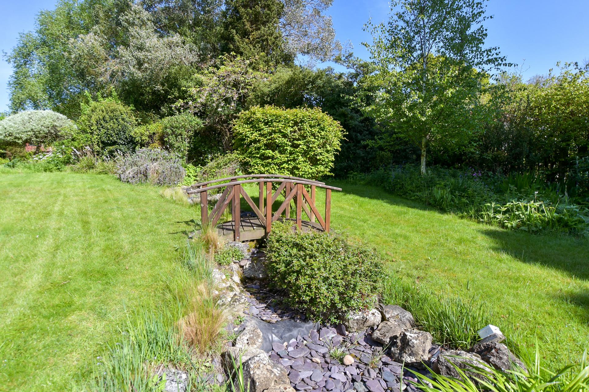 Detached House for sale with 5 bedrooms, Rectory Lane, Saltwood Fine