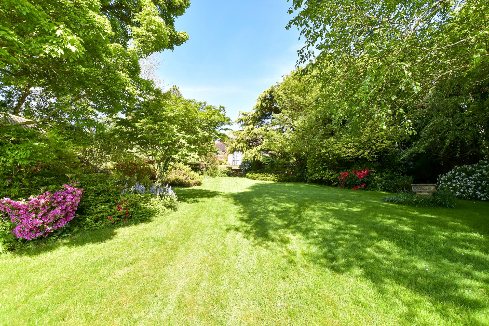 Detached House for sale with 5 bedrooms, Rectory Lane, Saltwood Fine