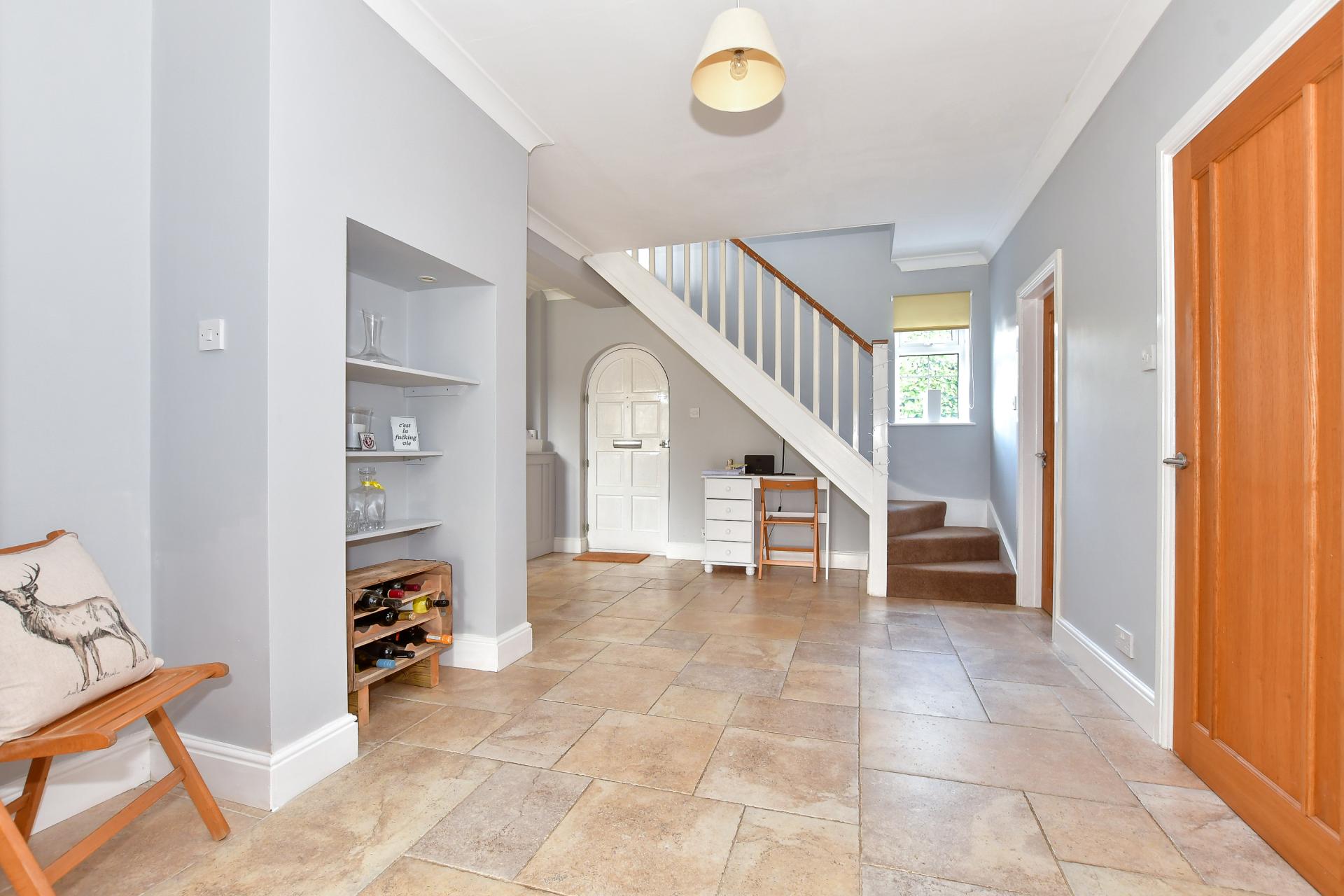 Detached House for sale with 4 bedrooms, High Street, Elham Fine