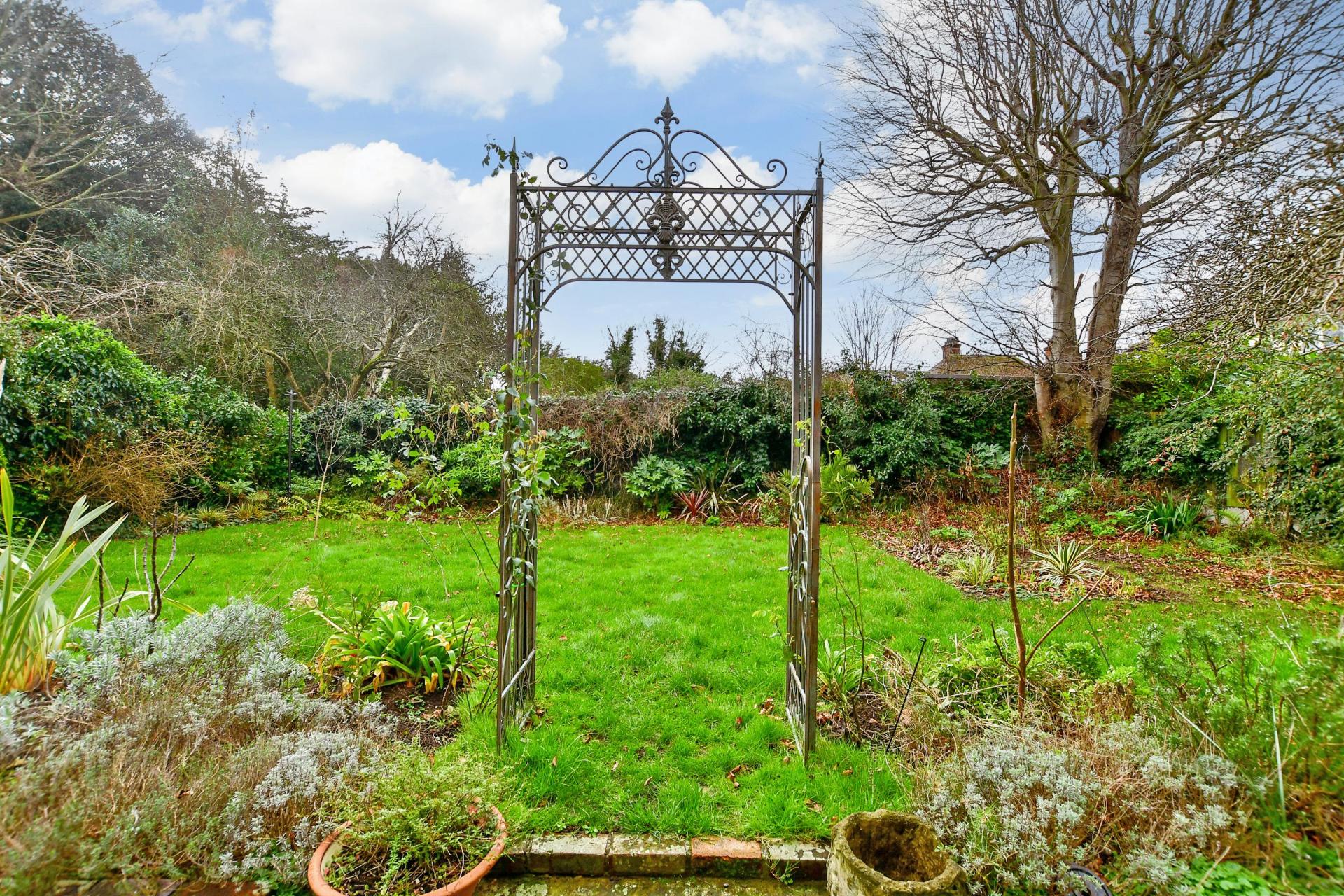Detached House for sale with 3 bedrooms, Holly Lane, Cliftonville