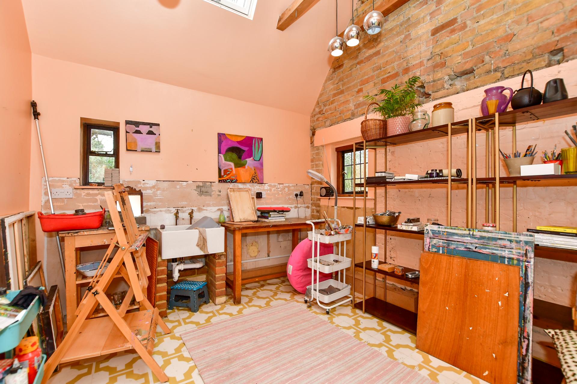 Detached House for sale with 3 bedrooms, Holly Lane, Cliftonville