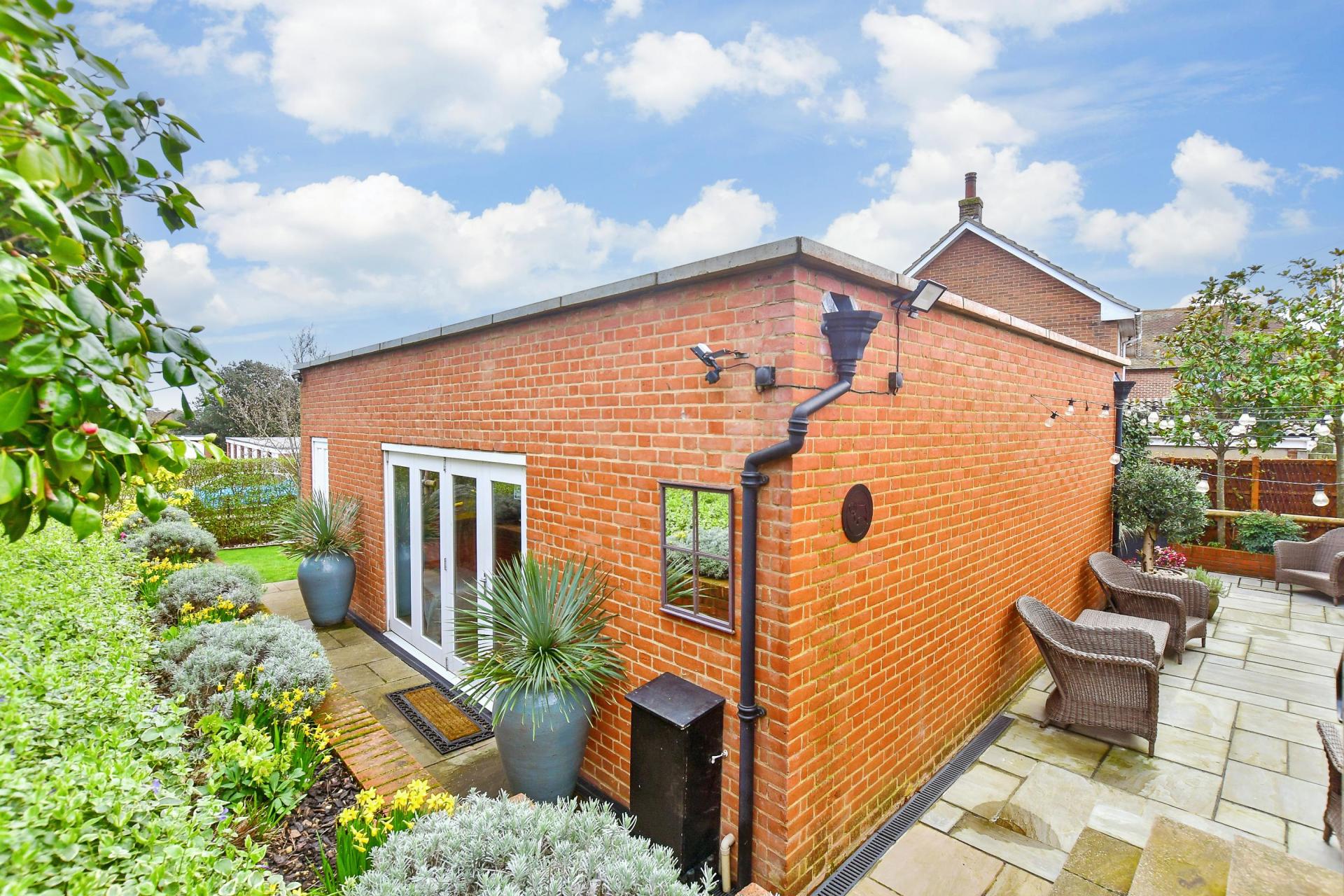 Detached House for sale with 5 bedrooms, Marine Parade, Whitstable