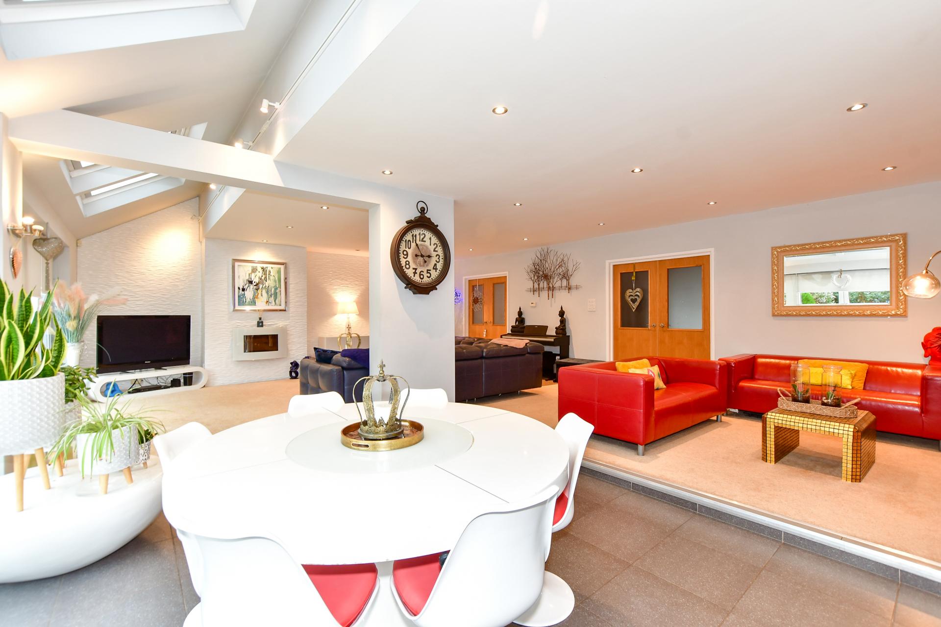 Detached House for sale with 6 bedrooms, Cherry Garden Lane, Folkestone