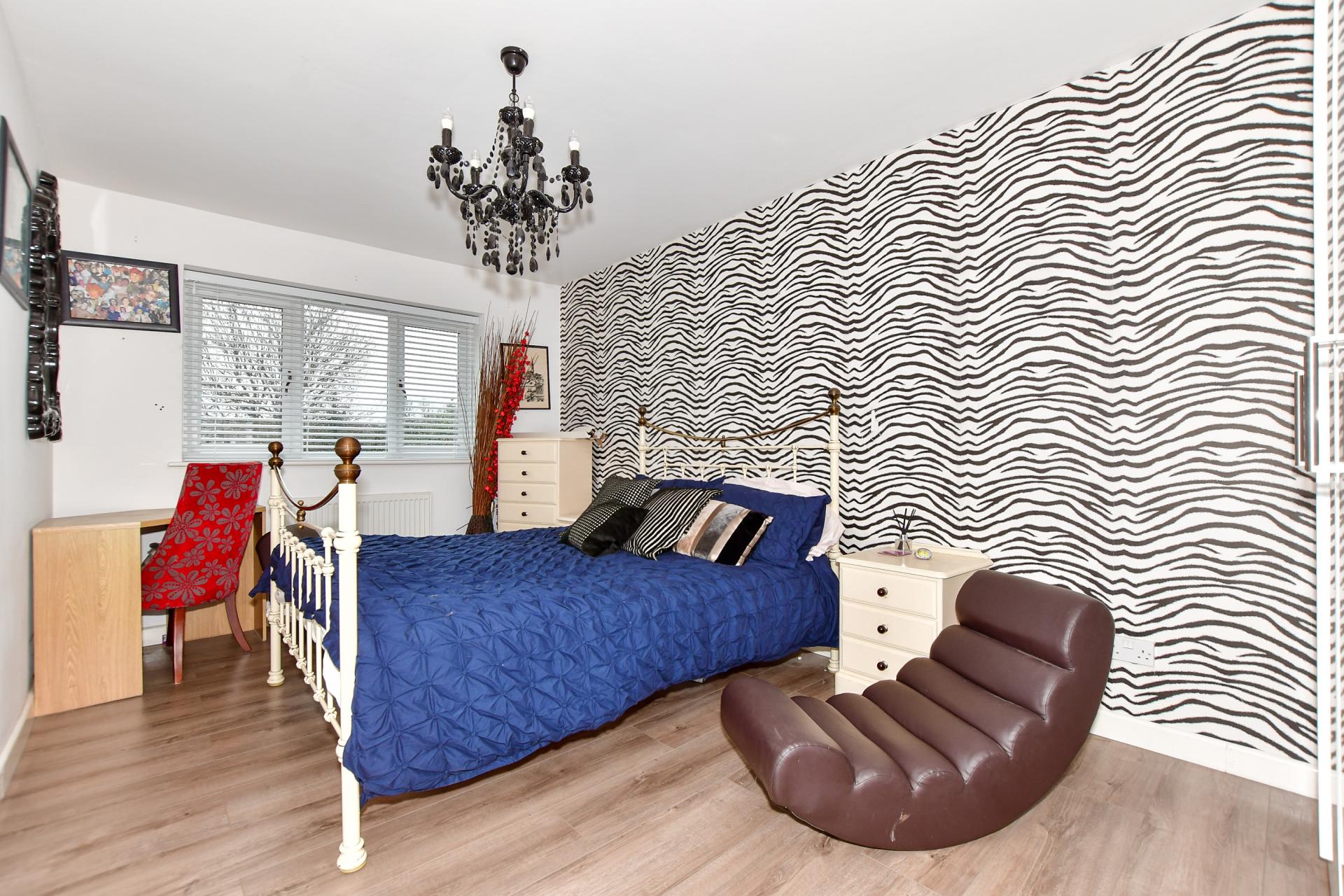 Detached House for sale with 6 bedrooms, Cherry Garden Lane, Folkestone