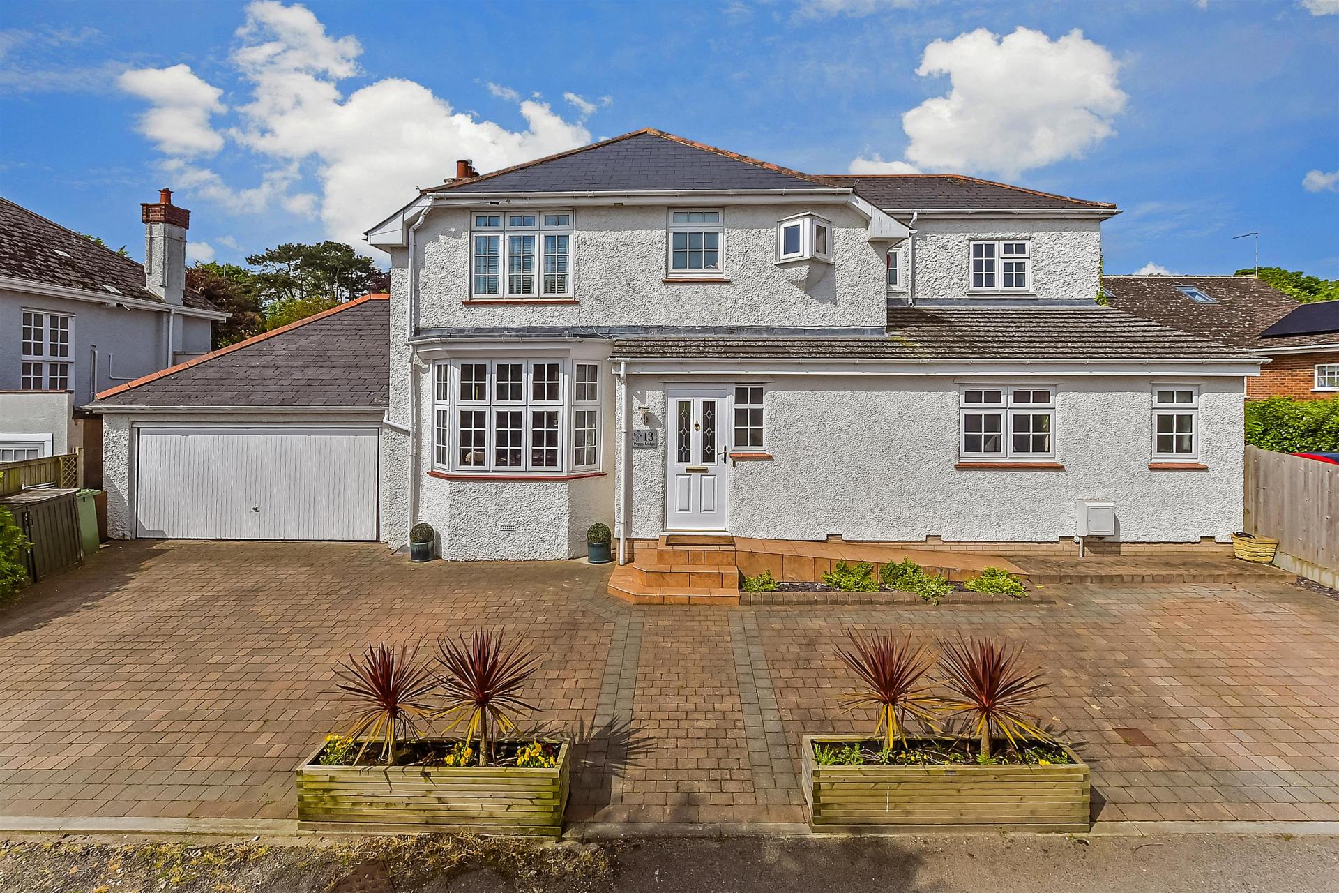 Detached House for sale with 5 bedrooms, Alexandra Road, Kingsdown