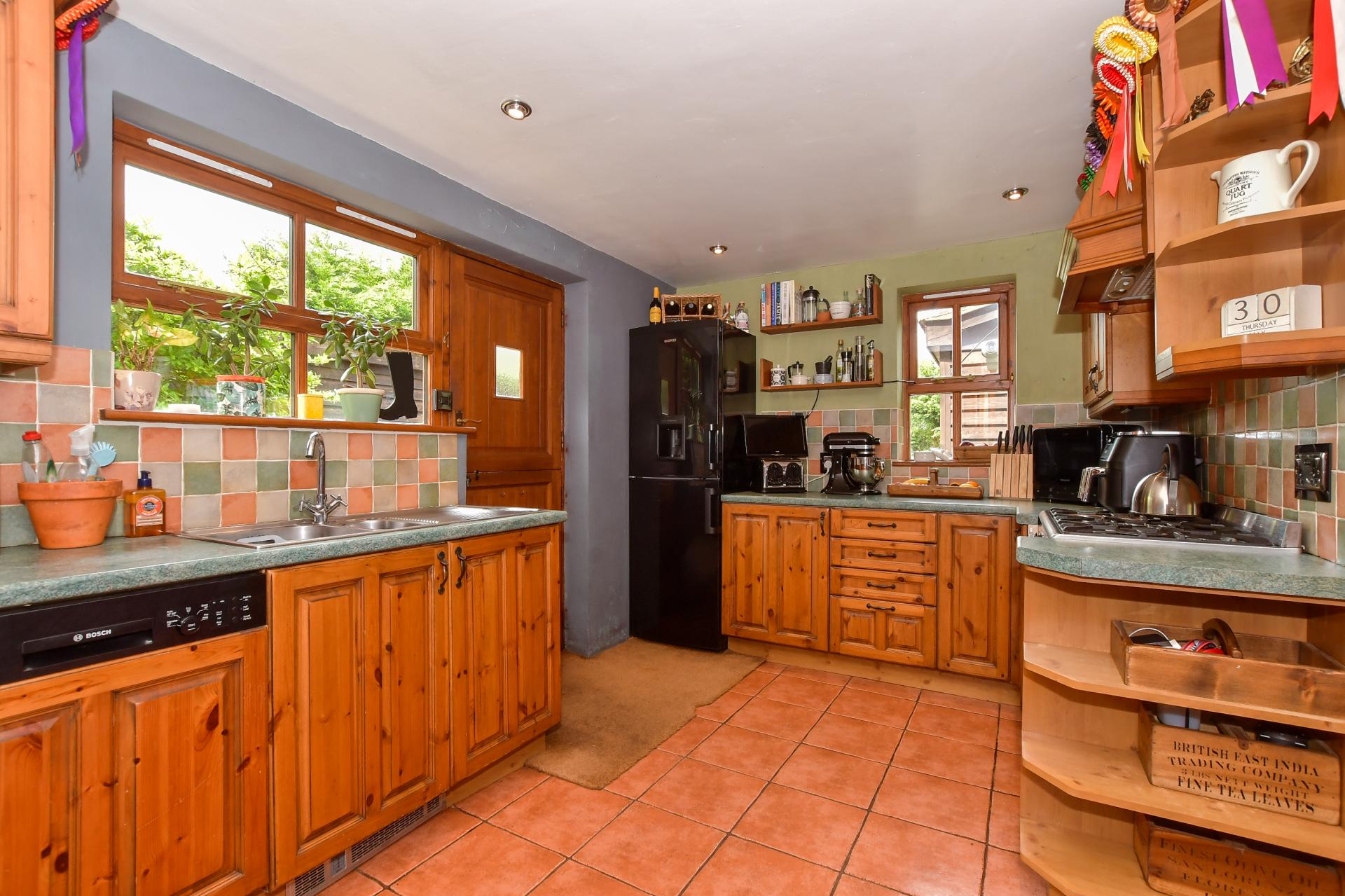 Detached House for sale with 4 bedrooms, Rhodes Minnis, Canterbury