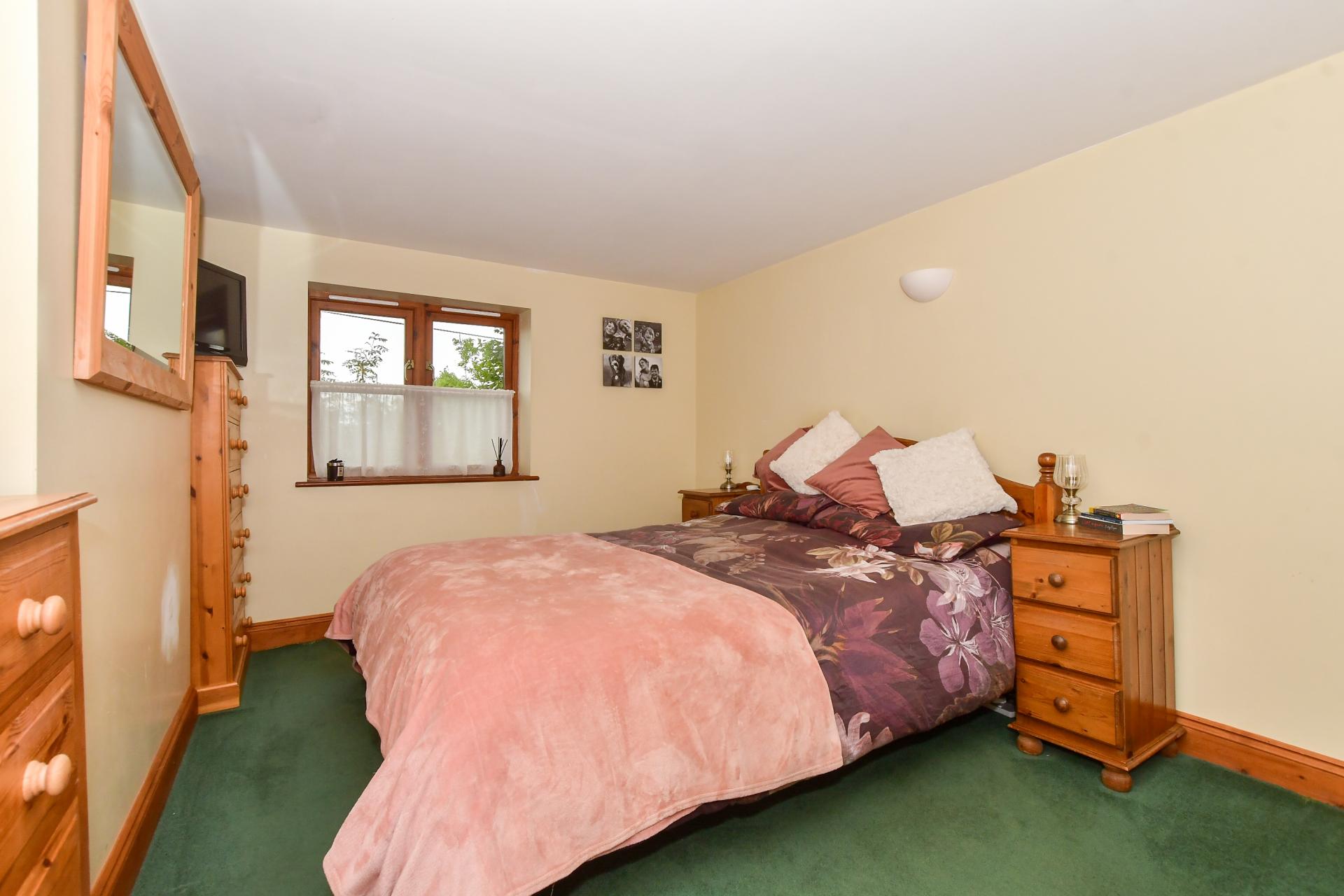 Detached House for sale with 4 bedrooms, Rhodes Minnis, Canterbury