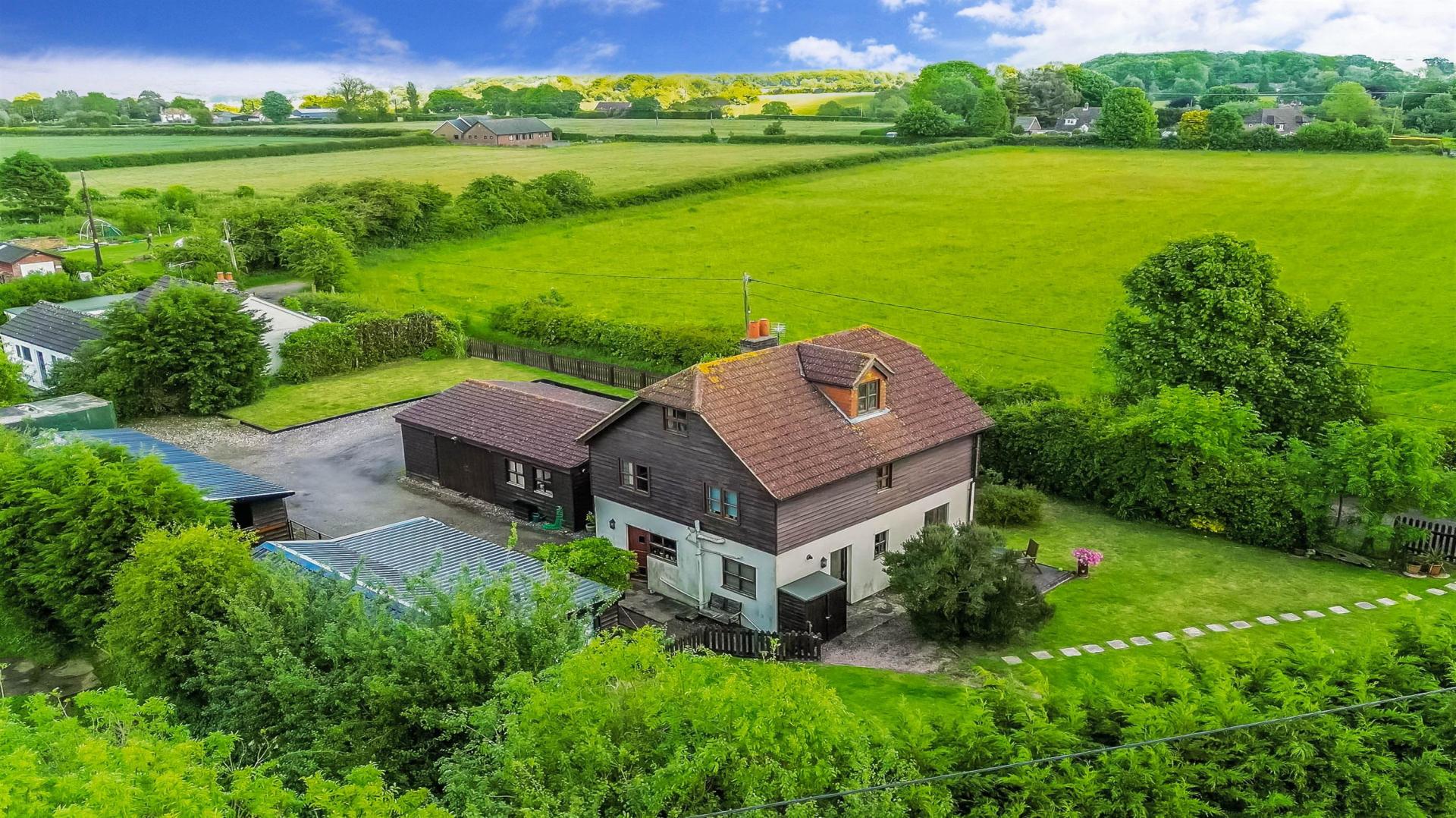 Detached House for sale with 4 bedrooms, Rhodes Minnis, Canterbury