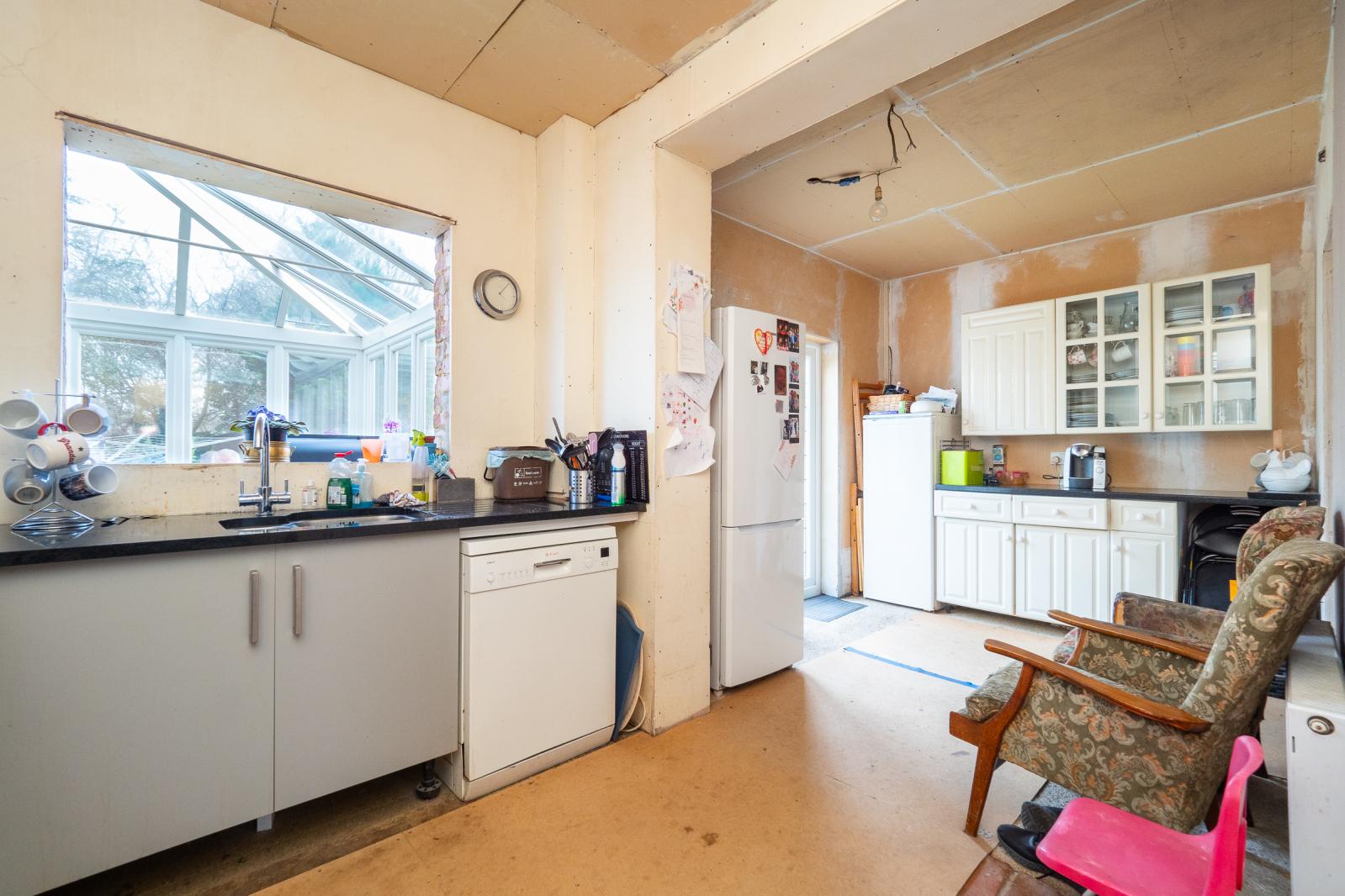 SemiDetached House for sale with 5 bedrooms, Wickham Avenue, Cheam