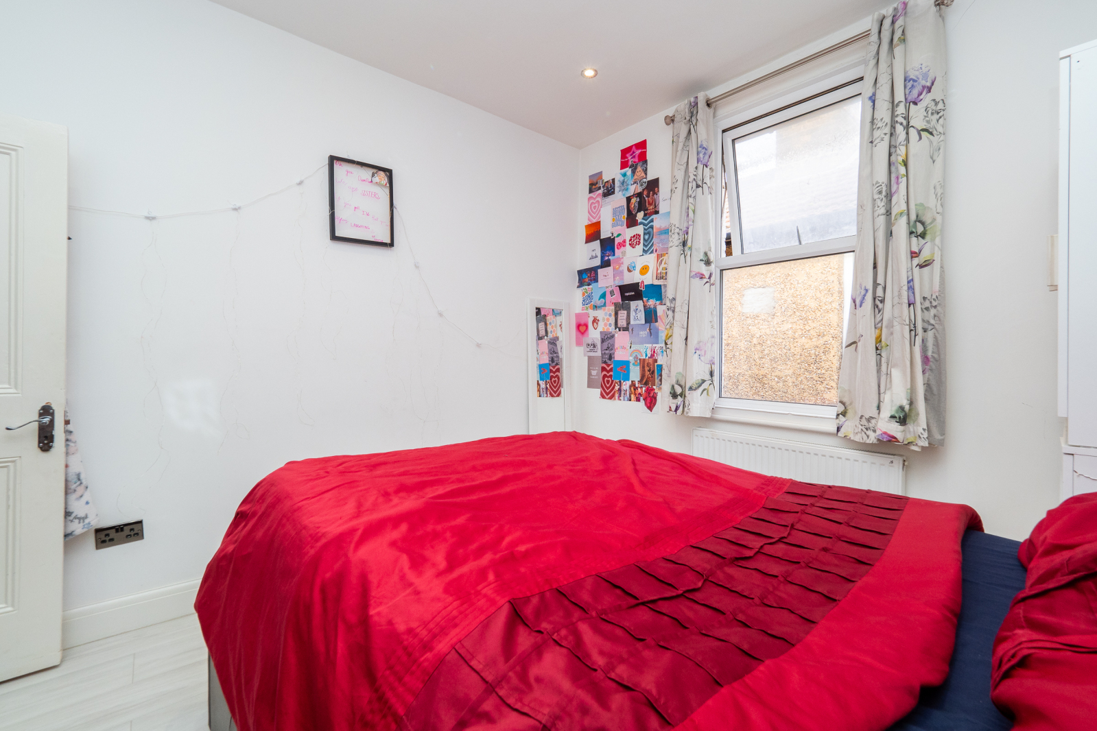 SemiDetached House for sale with 5 bedrooms, Gander Green Lane, Sutton