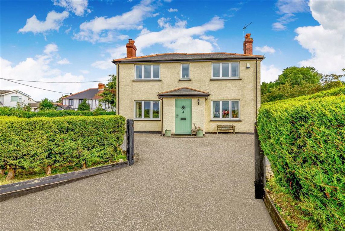 4 bedroom Detached House for sale in Chepstow