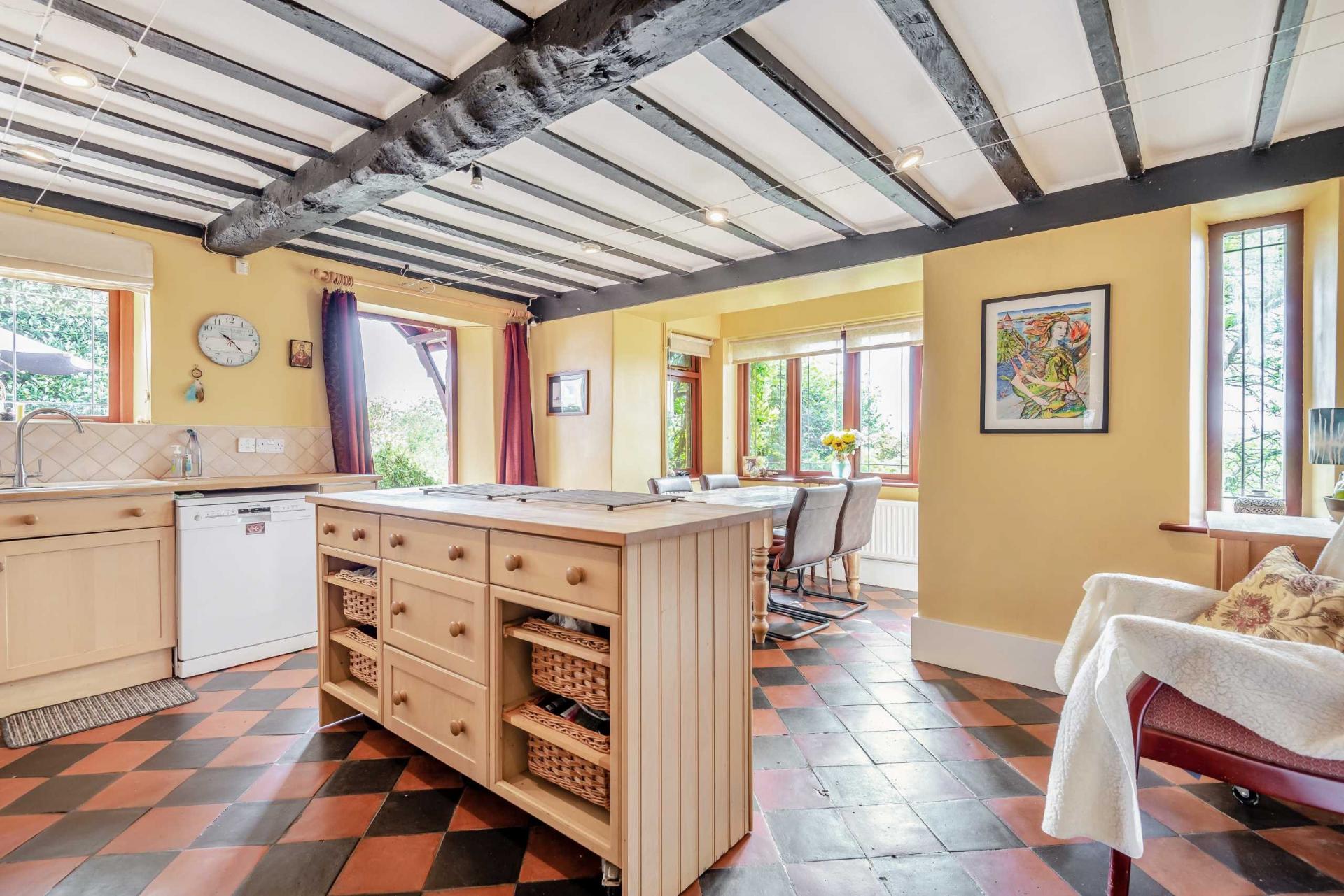 Detached House for sale with 4 bedrooms, Hoarwithy, Hereford | Fine ...