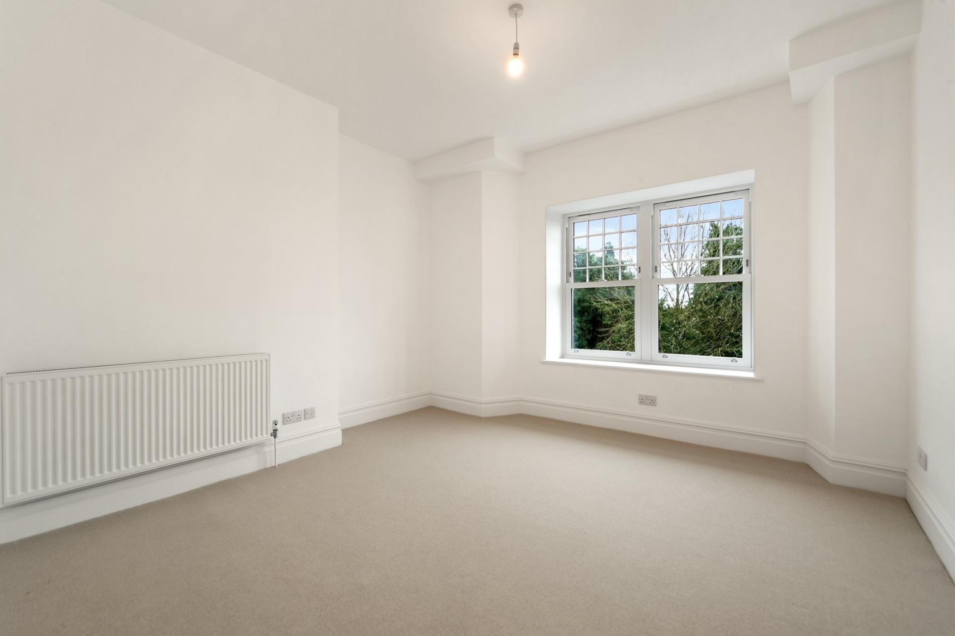 End of Terrace House for sale with 7 bedrooms, Victoria Square, Penarth