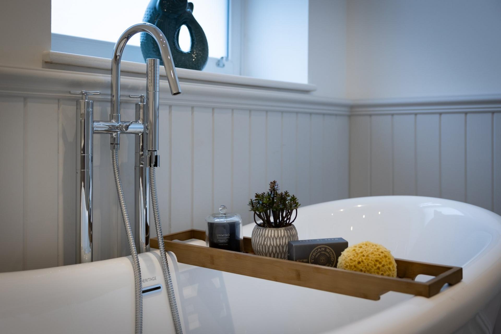 End of Terrace House for sale with 7 bedrooms, Victoria Square, Penarth