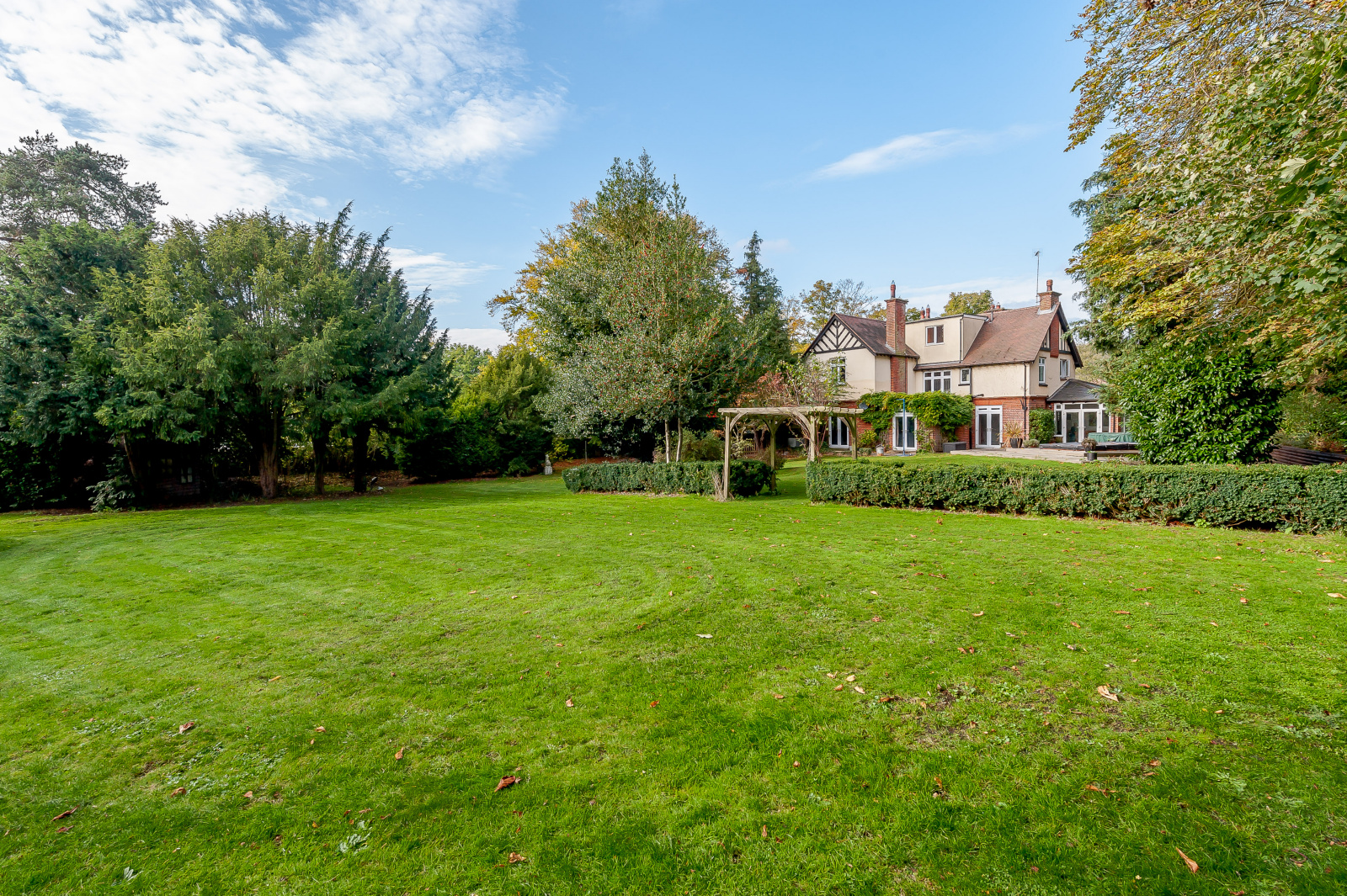 4 bedroom Detached House for sale in Colchester