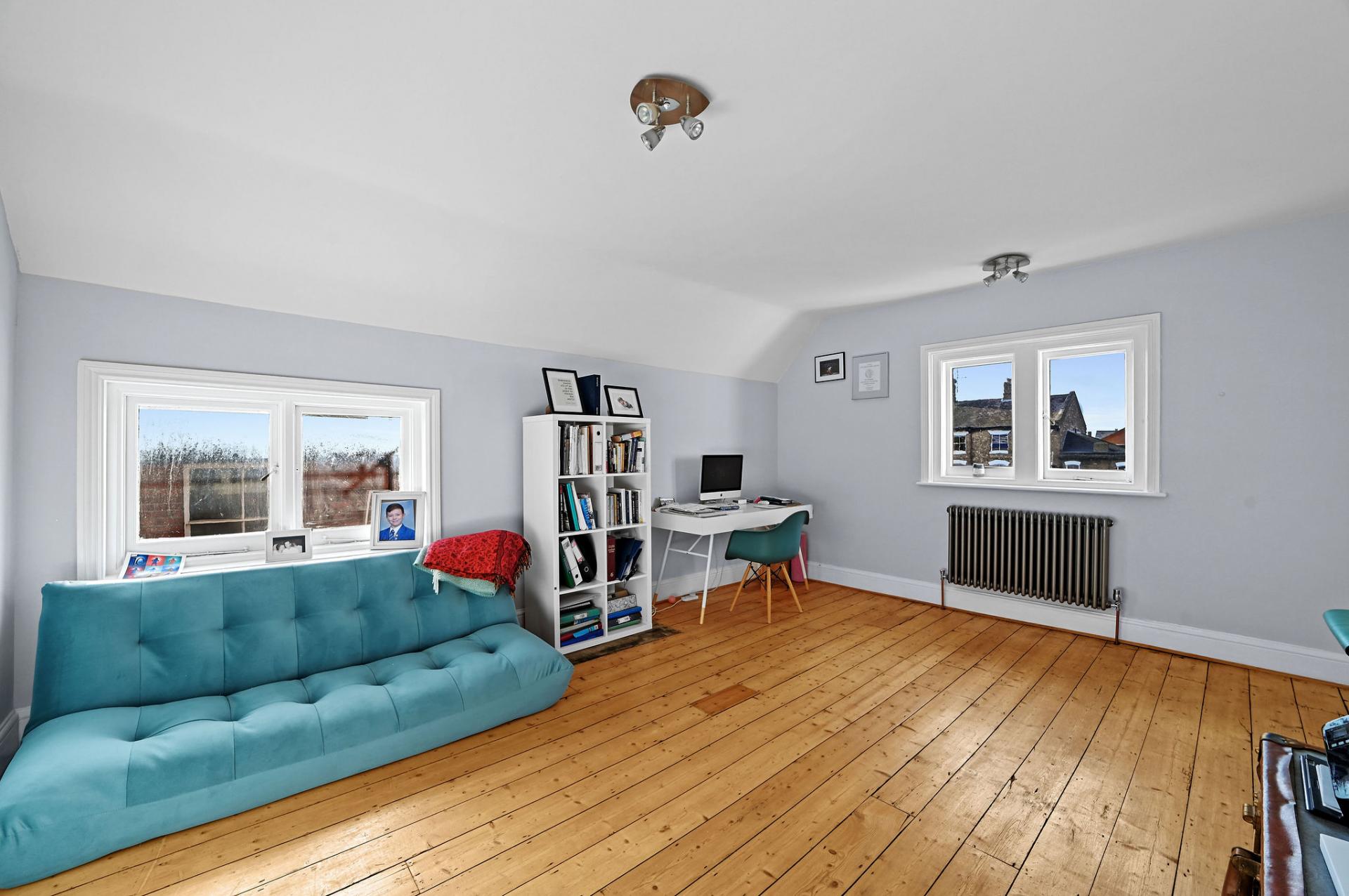 Detached House for sale with 6 bedrooms, Wellesley Road, Lexden Fine