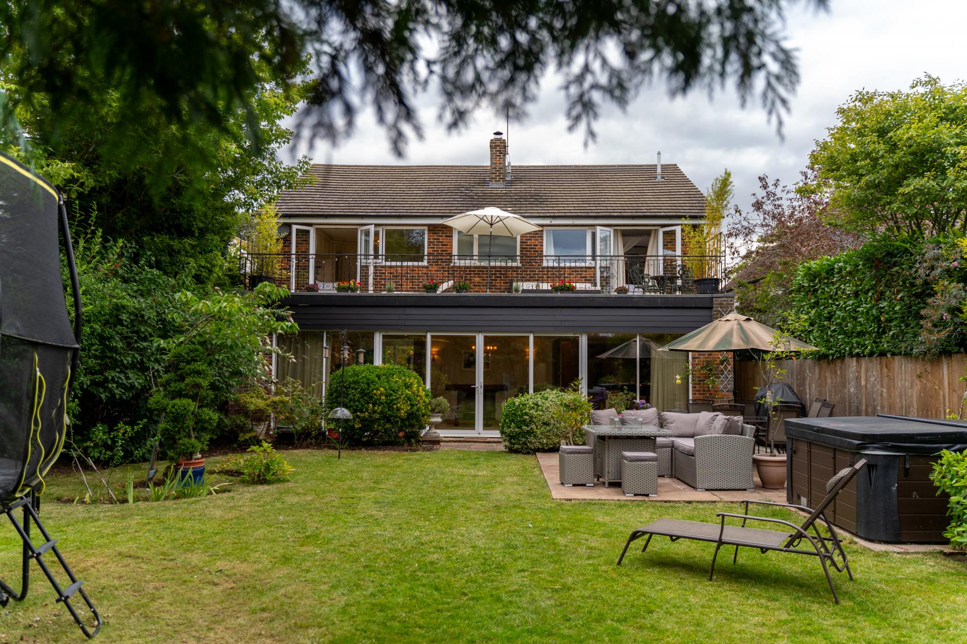 Detached House for sale with 5 bedrooms, Richardson Walk, Lexden Fine