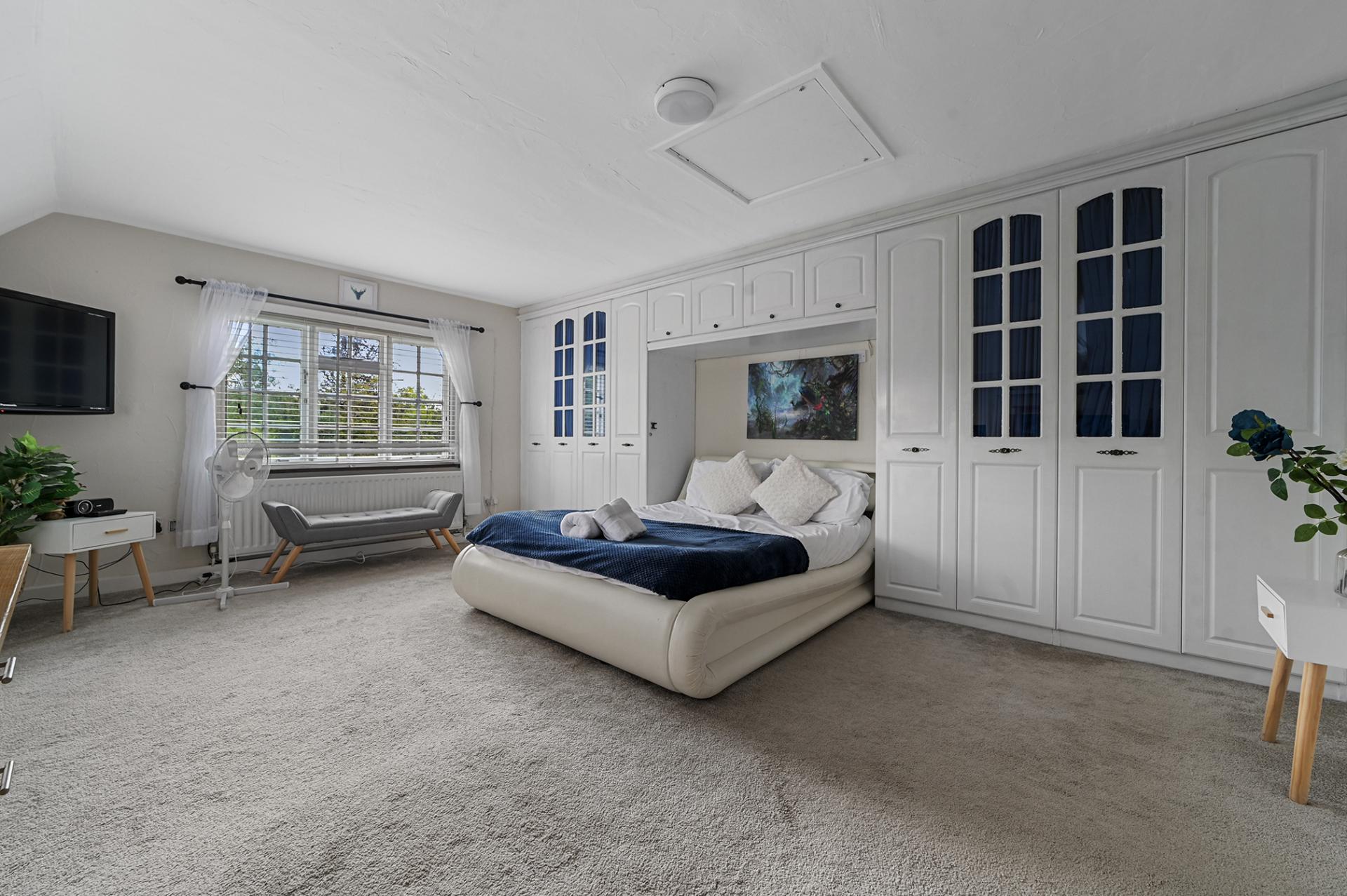 Detached House for sale with 8 bedrooms, Ivy Lodge Road, Great