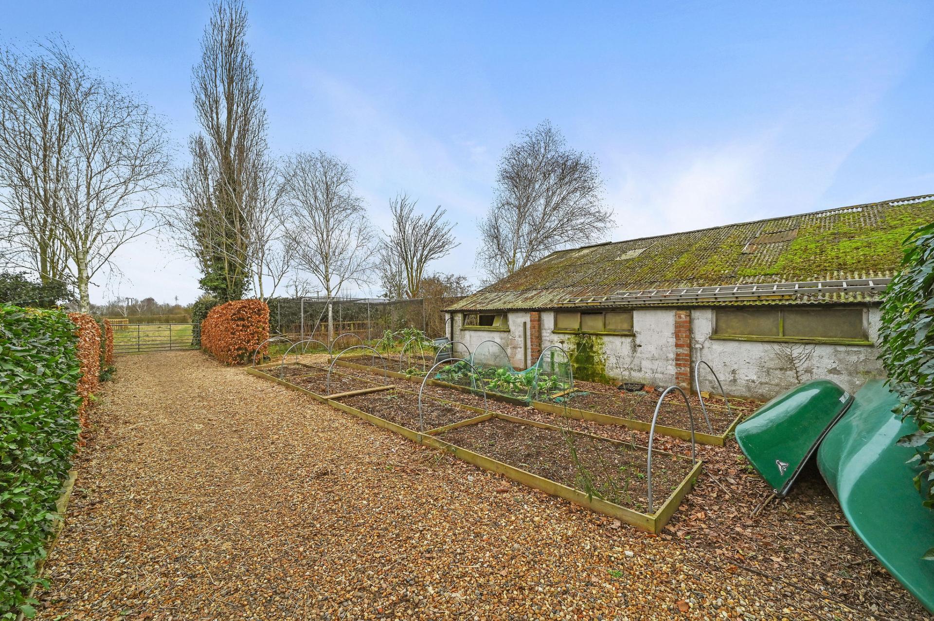 SemiDetached House for sale with 4 bedrooms, Tile Barn Lane, Lawford