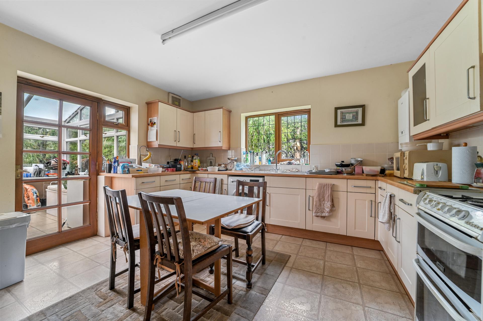 Detached House for sale with 4 bedrooms, Halstead Road, Kirby Cross