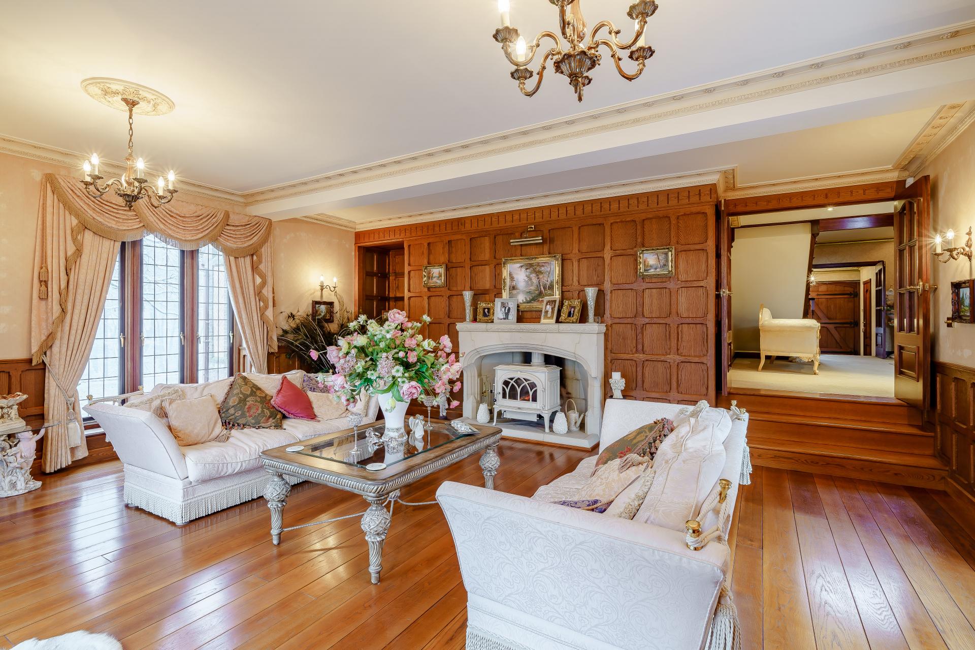 Detached House for sale with 8 bedrooms, Mope Lane, Wickham