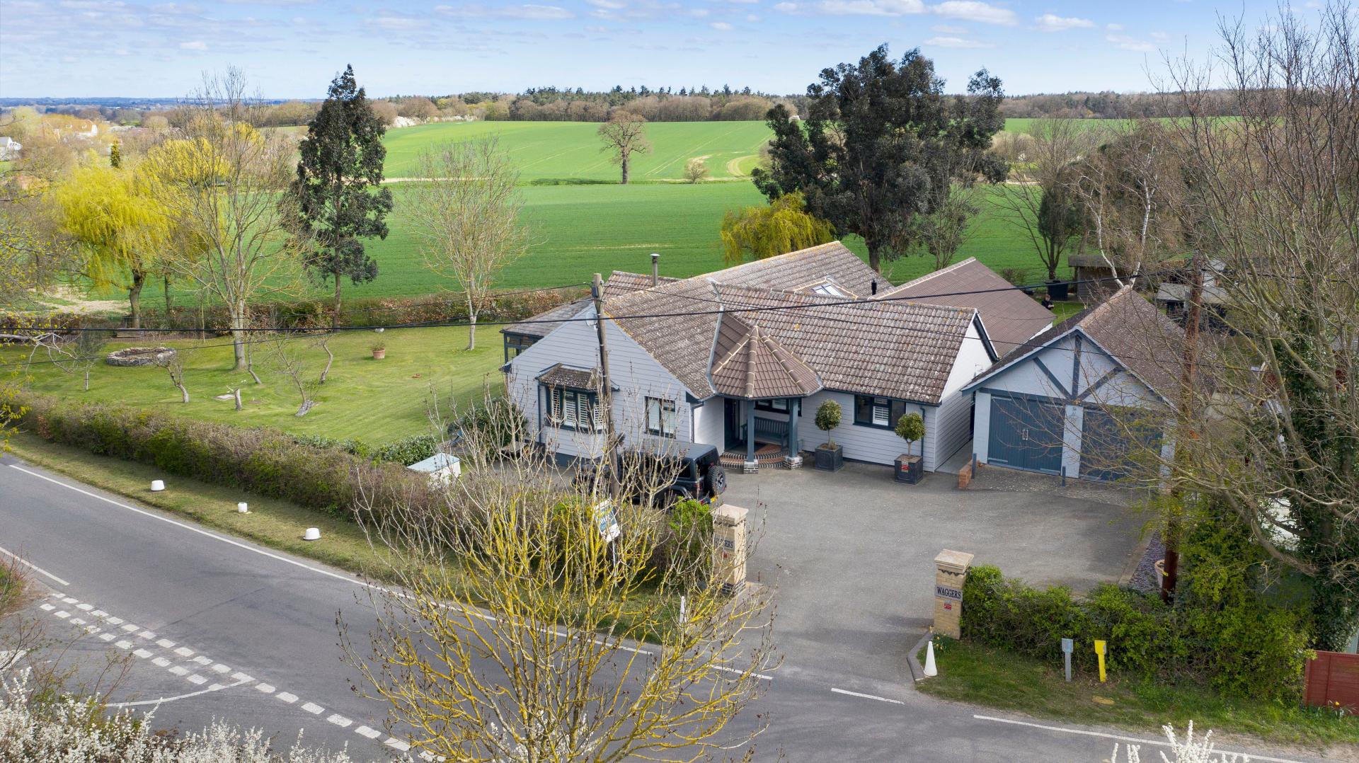 5 bedroom Detached Bungalow for sale in Witham