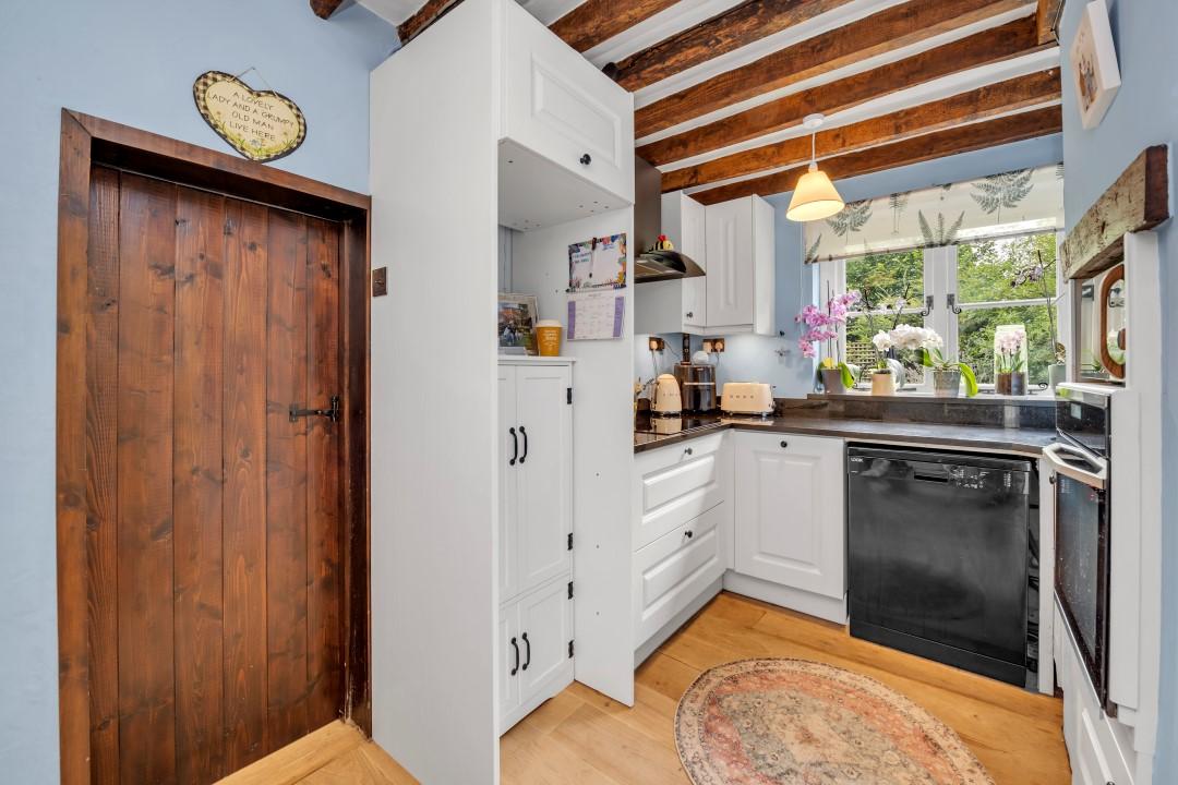 Cottage for sale with 2 bedrooms, Bressingham Fine & Country