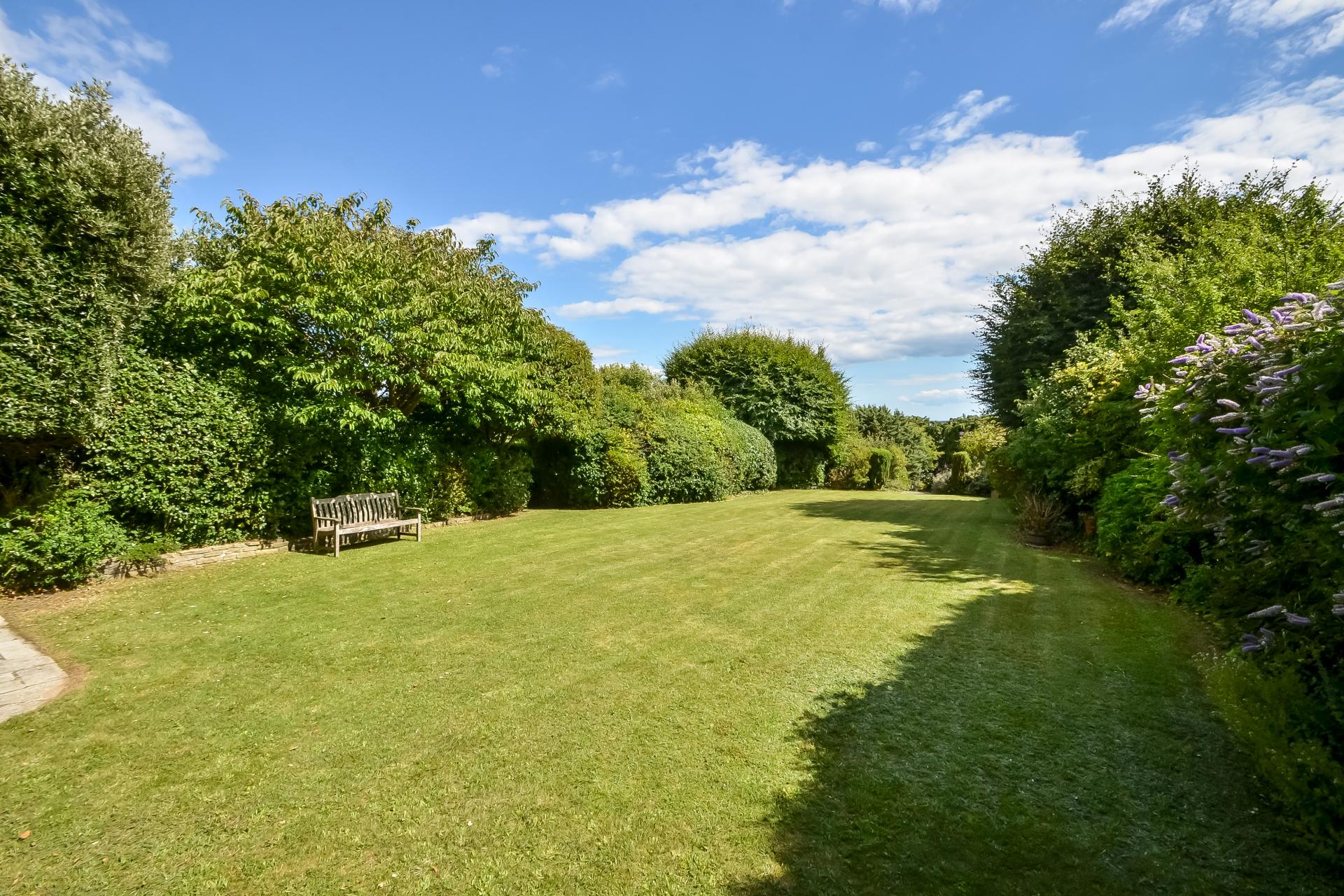 4 bedroom Detached House for sale in Havant