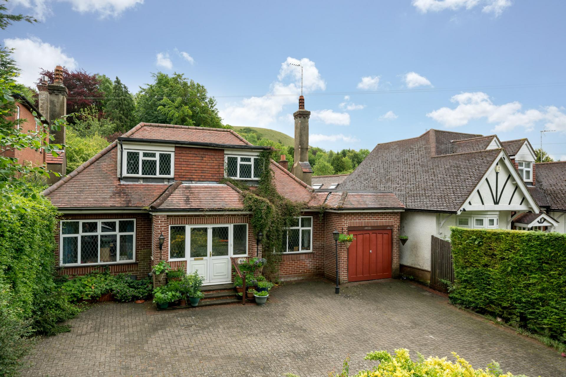 5 bedroom House for sale in Dunstable