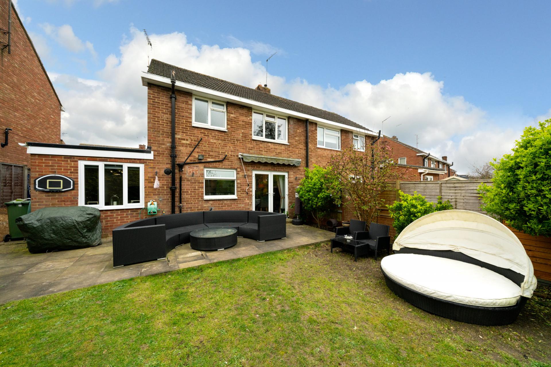 3 bedroom House for sale in Dunstable