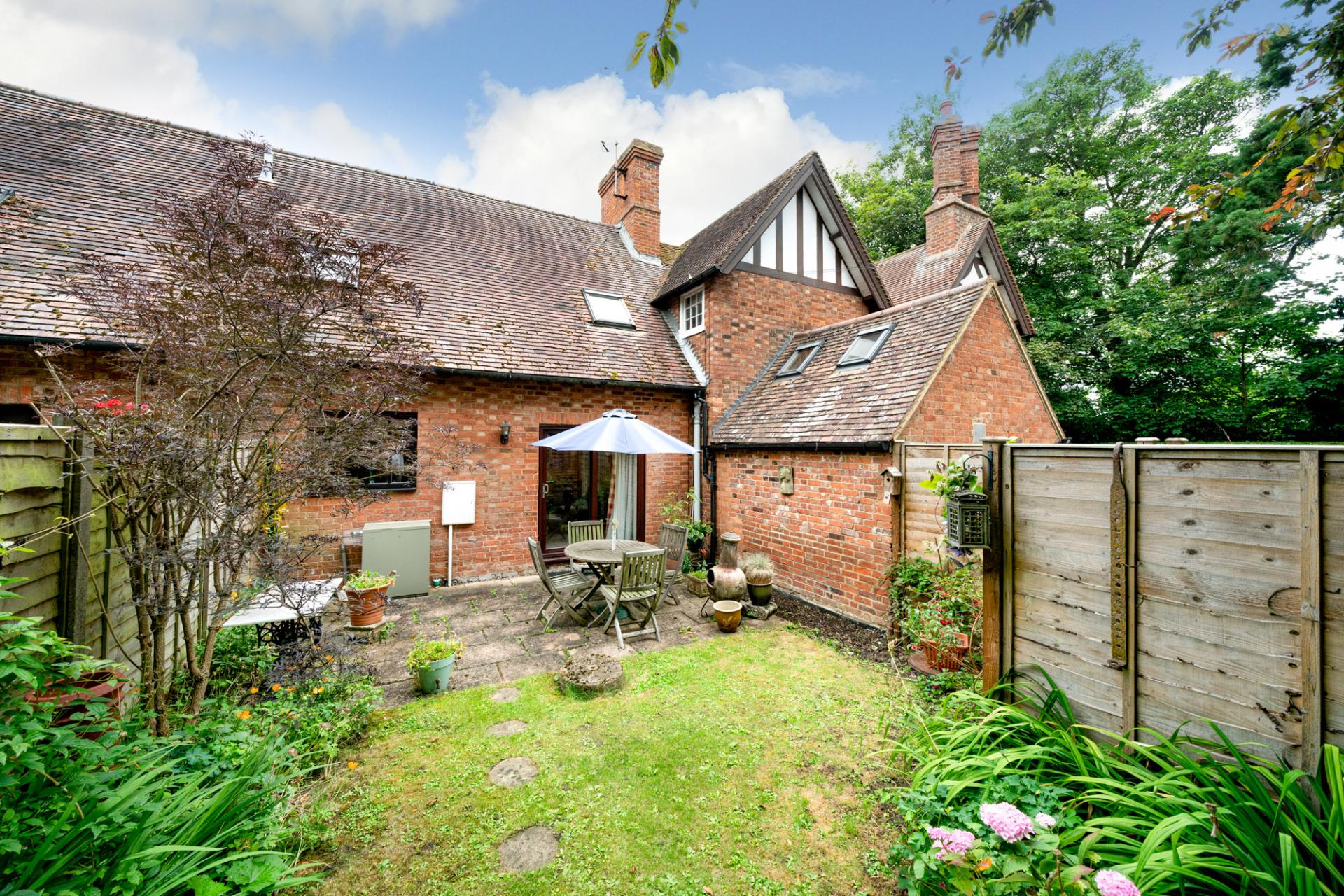 5 Bedroom House For Sale In Leighton Buzzard