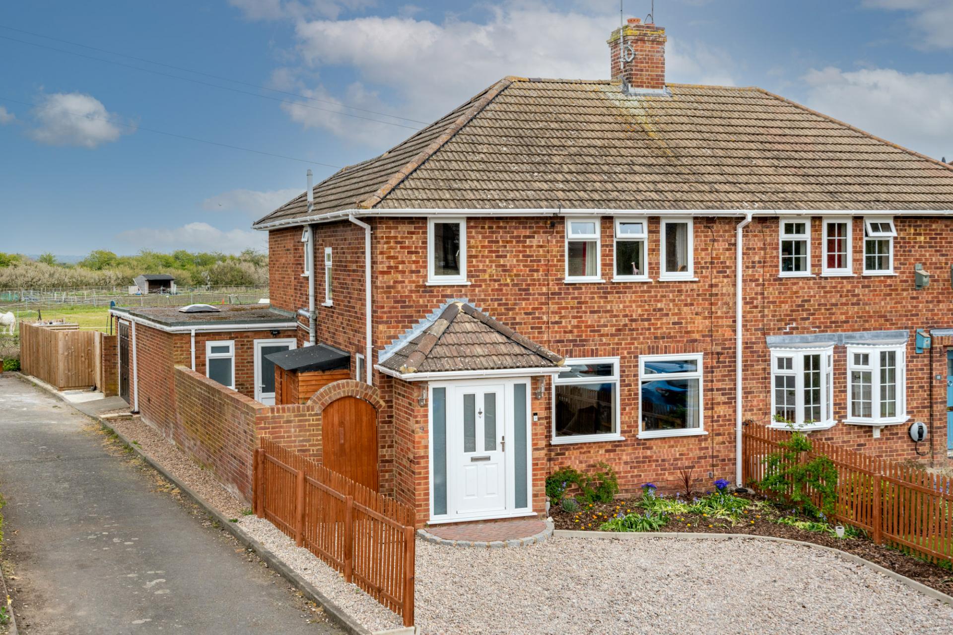 4 bedroom House for sale in Leighton Buzzard