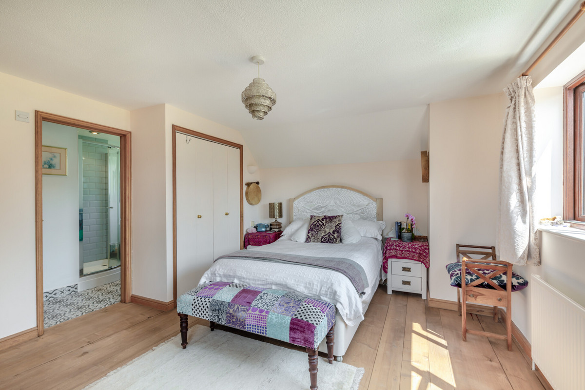 Detached House for sale with 5 bedrooms, Bow, Crediton Fine & Country