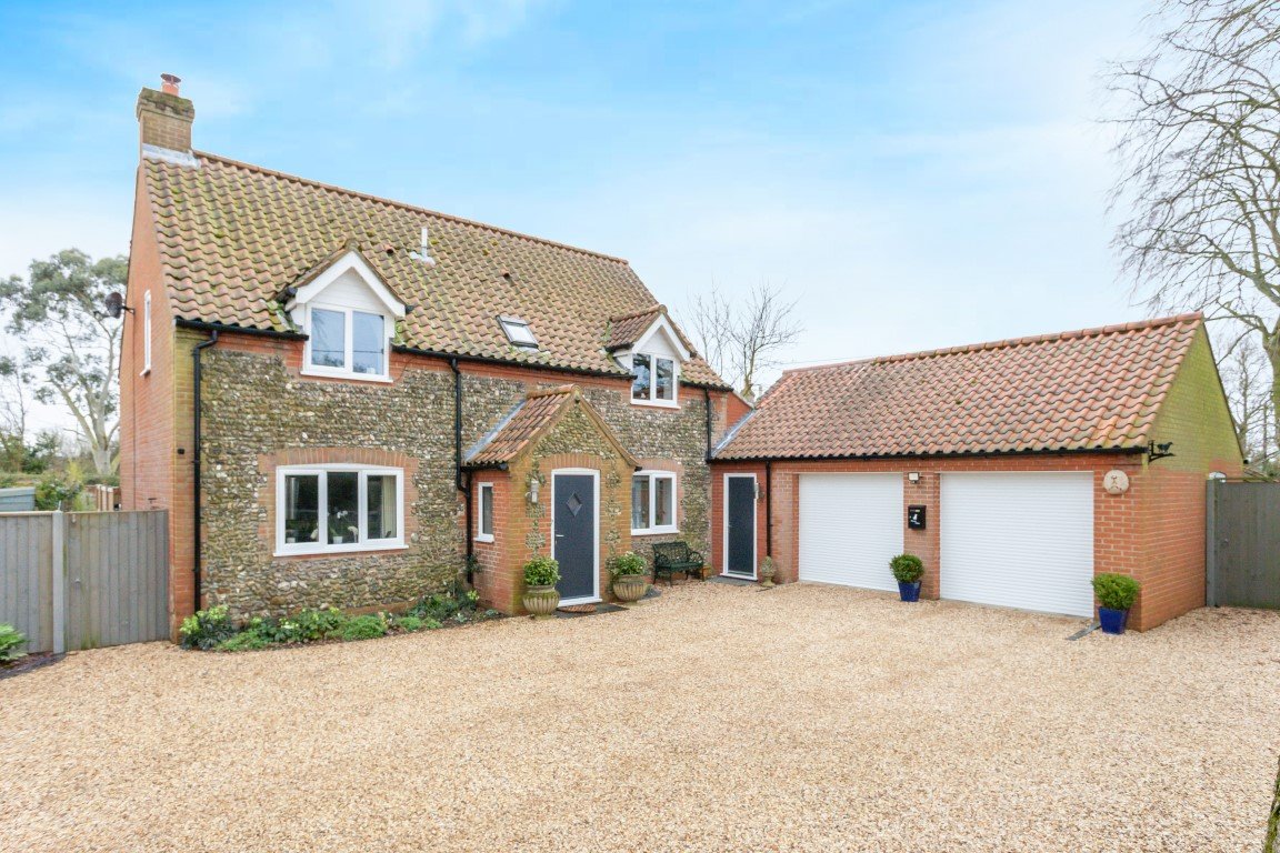 4 bedroom Detached House for sale in Norfolk