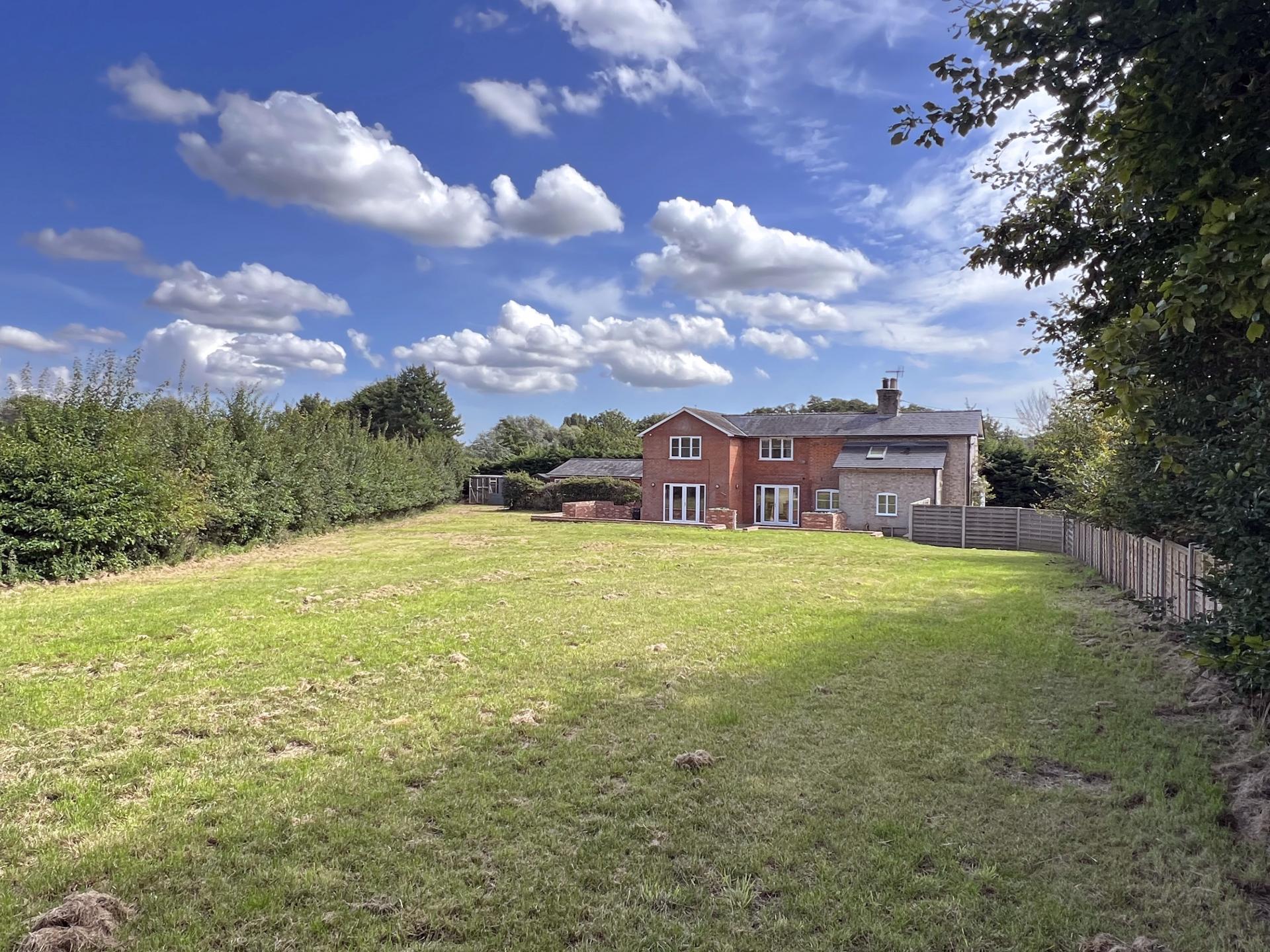 Detached House for sale with 4 bedrooms, Bealings Road, Martlesham