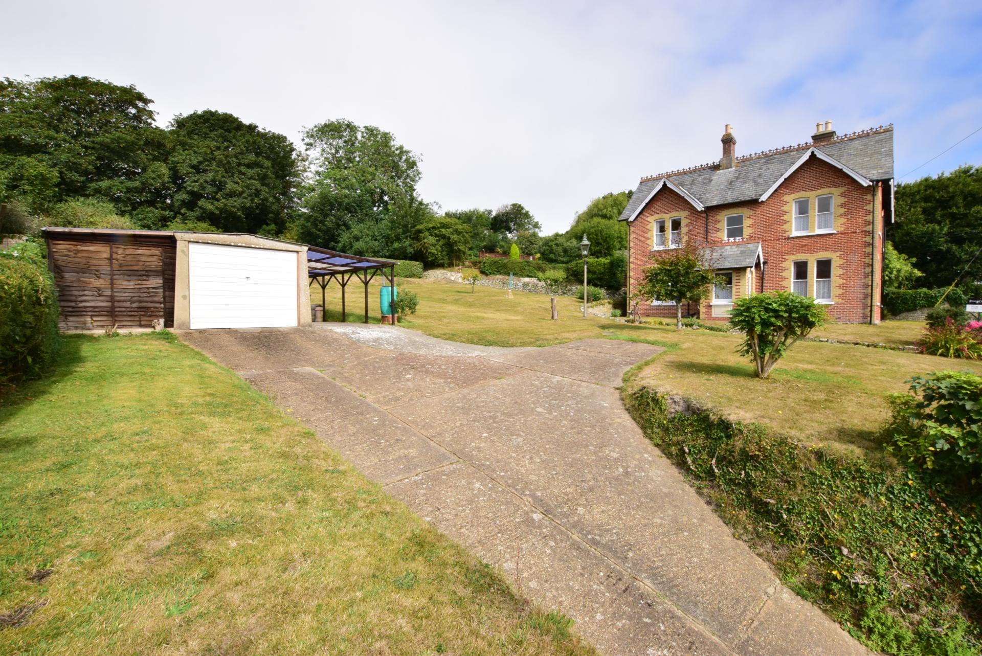 5 bedroom Detached House for sale in Niton