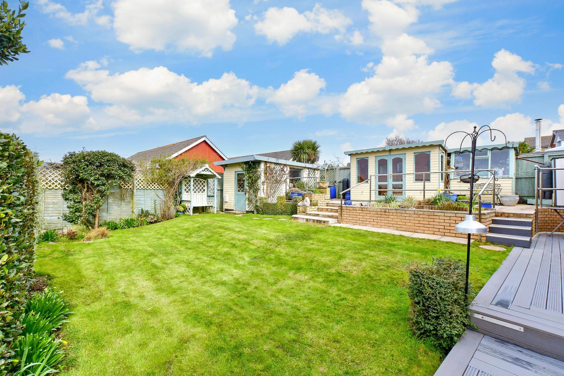 Detached Bungalow for sale with 3 bedrooms, Gurnard, Isle of Wight