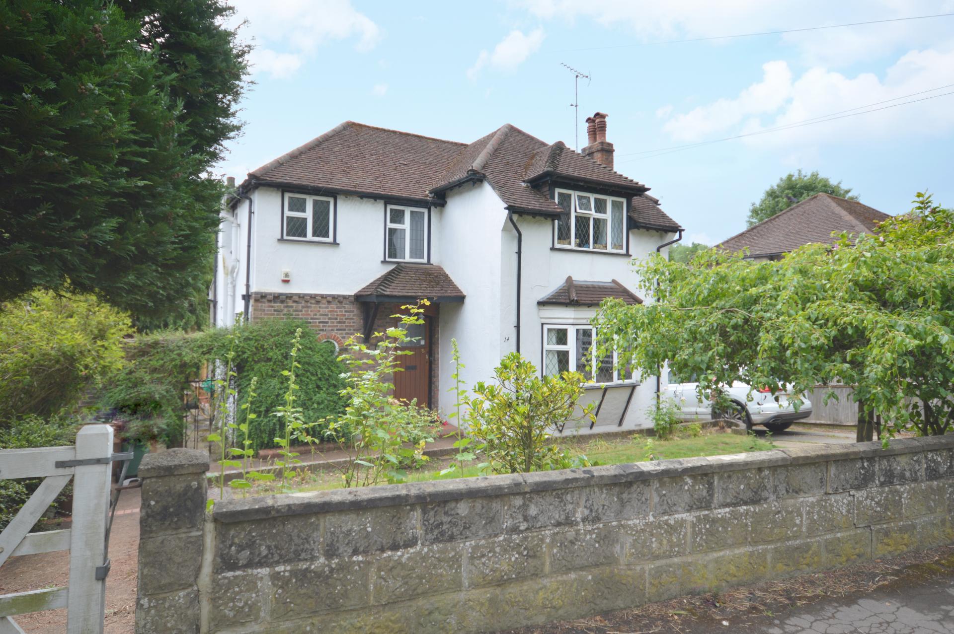 4 bedroom House for sale in Chipstead