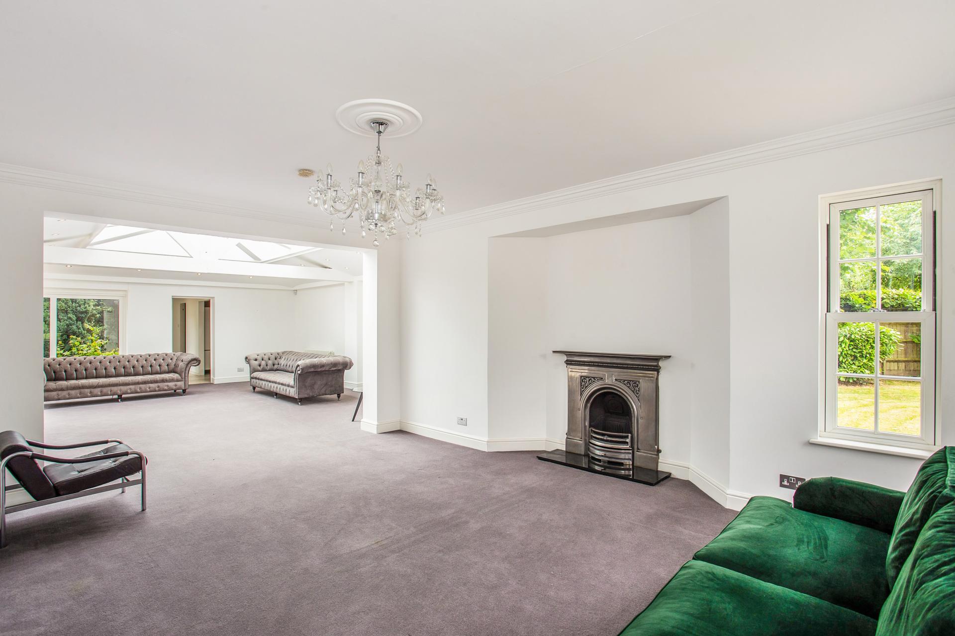 Detached House for sale with 8 bedrooms, Sandy Lane, Kingswood Fine & Country