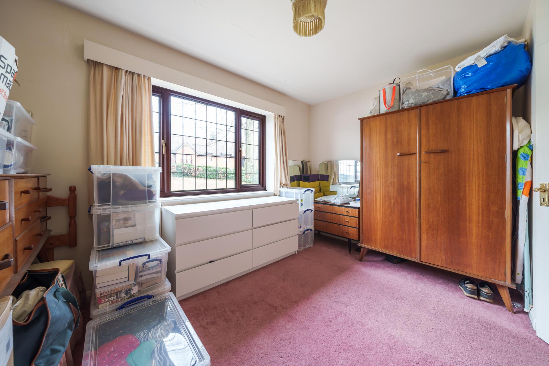 Detached Bungalow for sale with 3 bedrooms, Furze Hill, Kingswood