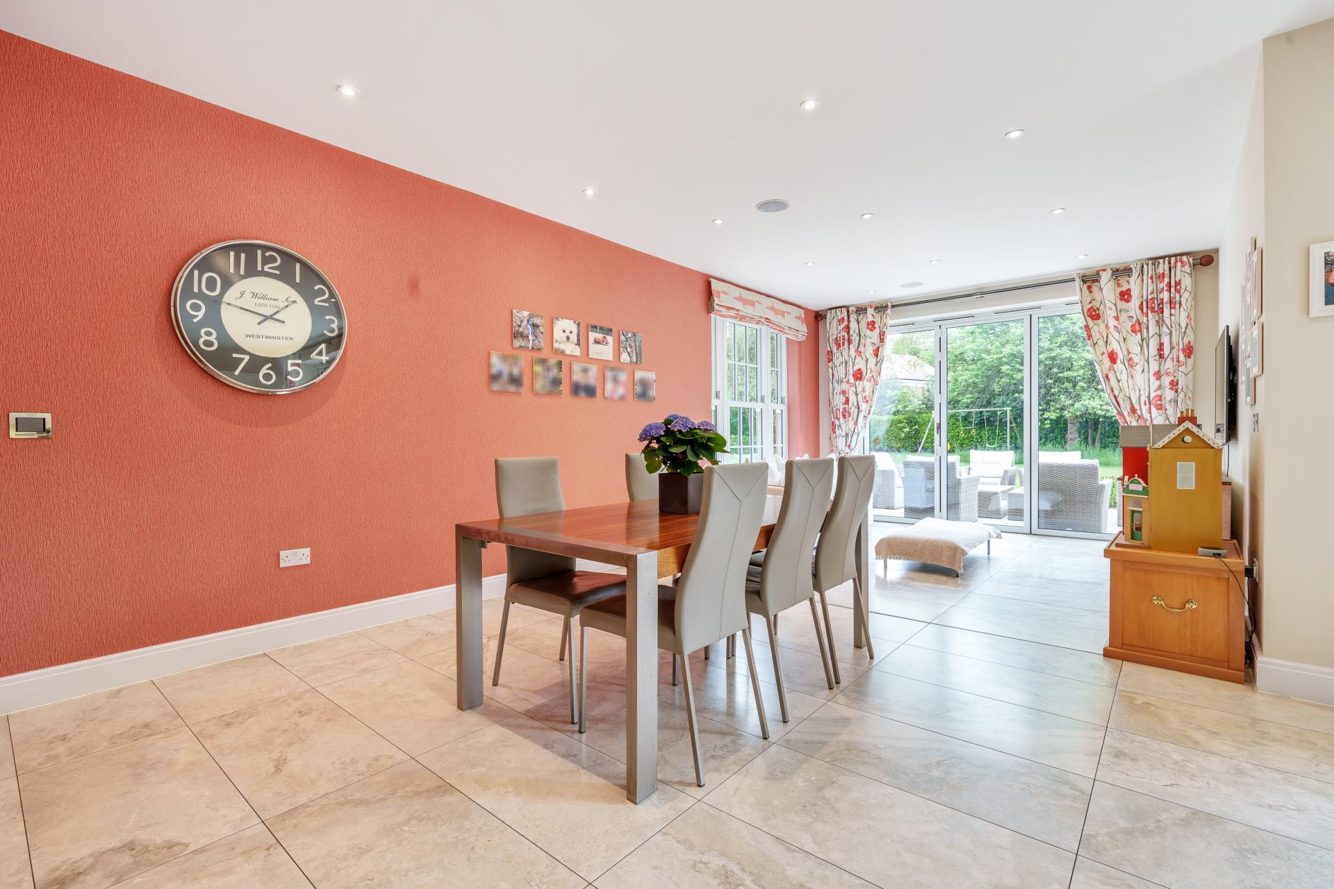 Detached House for sale with 7 bedrooms, Woodland Way, Kingswood Fine