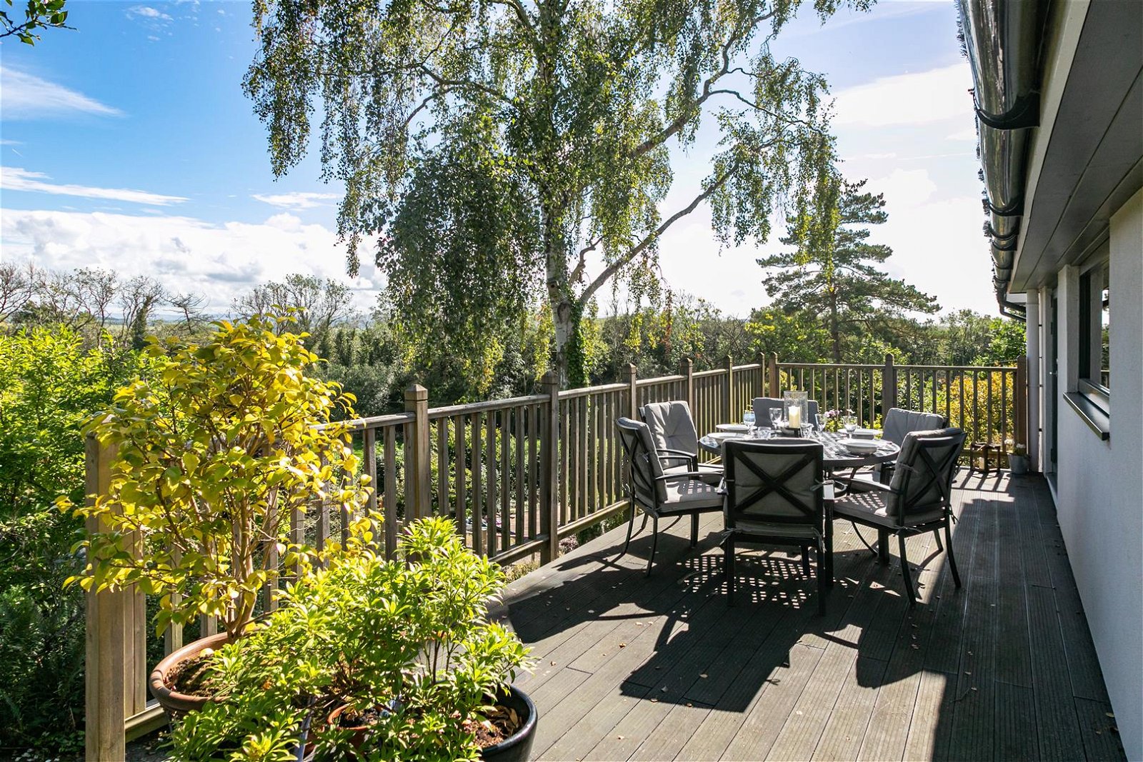 Detached House for sale with 5 bedrooms, Woodlee, Leighton Drive Fine