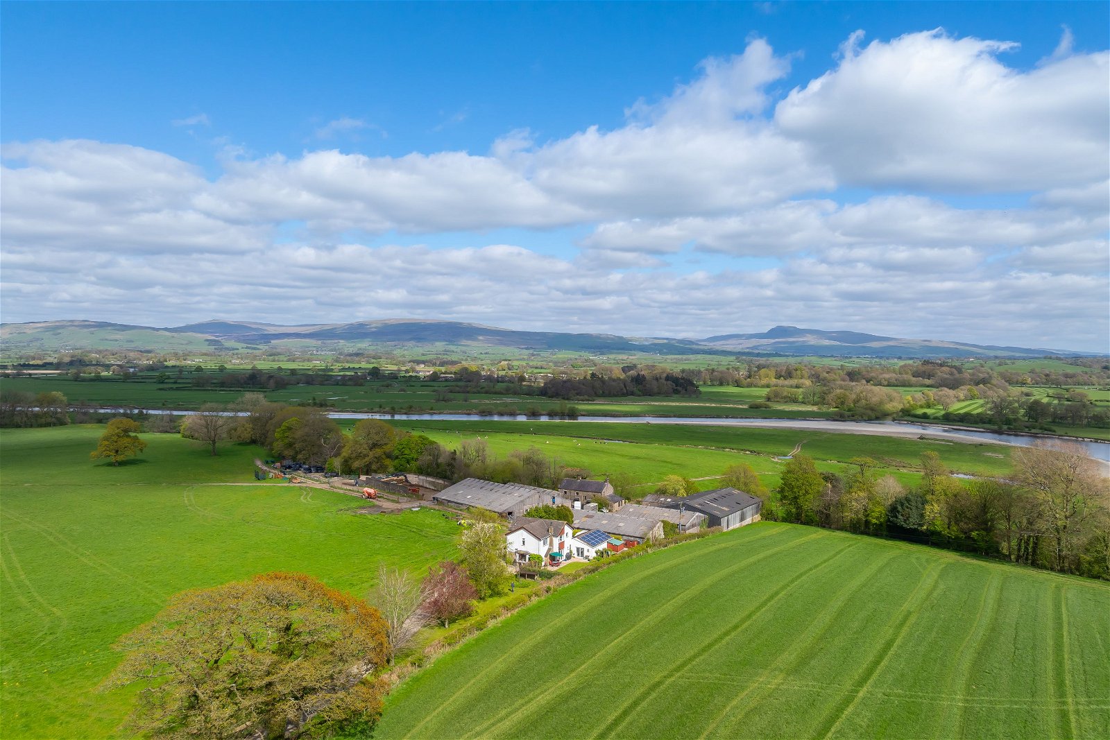 Detached House for sale with 4 bedrooms, Ingle View, Arkholme Fine