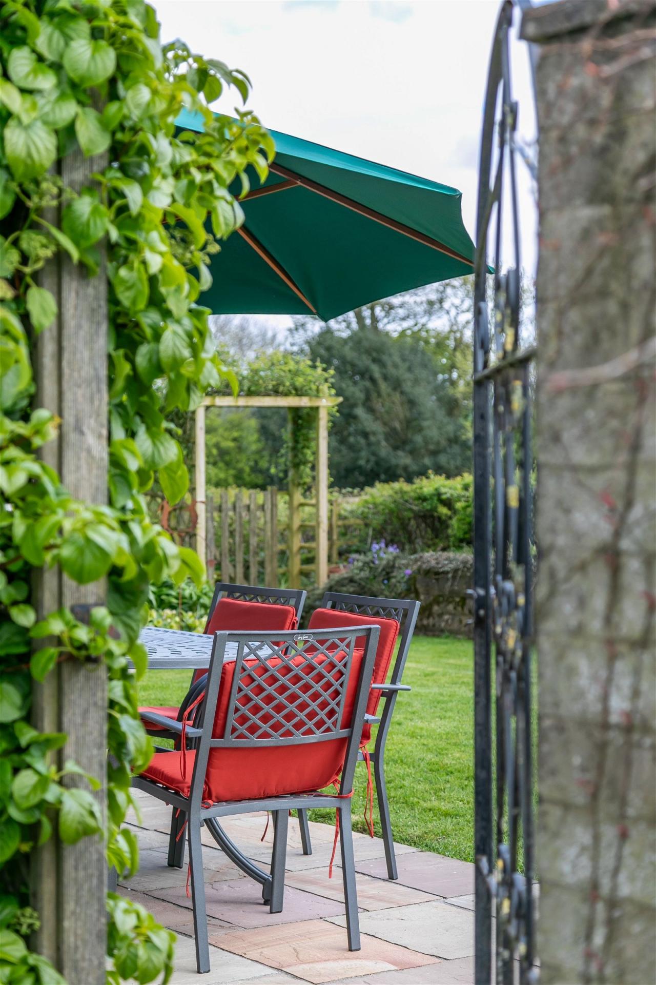 Detached House for sale with 4 bedrooms, Ingle View, Arkholme Fine