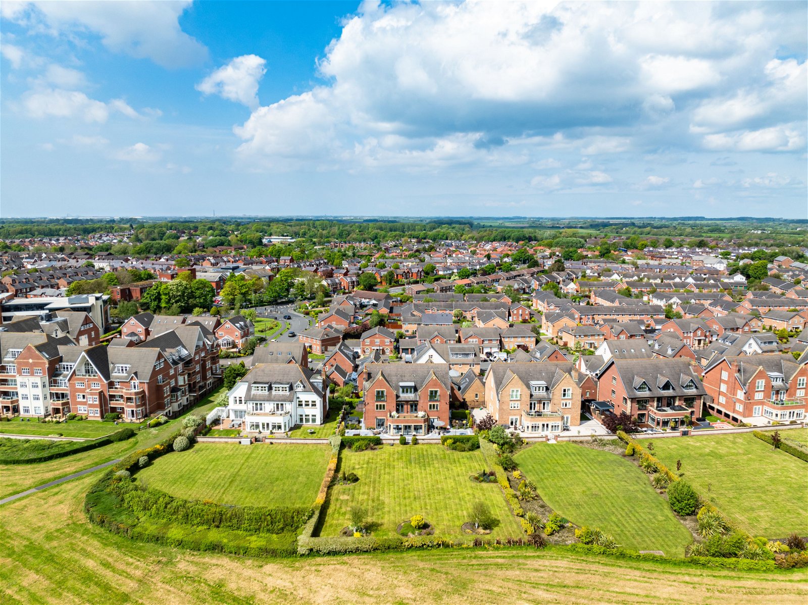 Detached House for sale with 6 bedrooms, 18 Victory Boulevard, Lytham