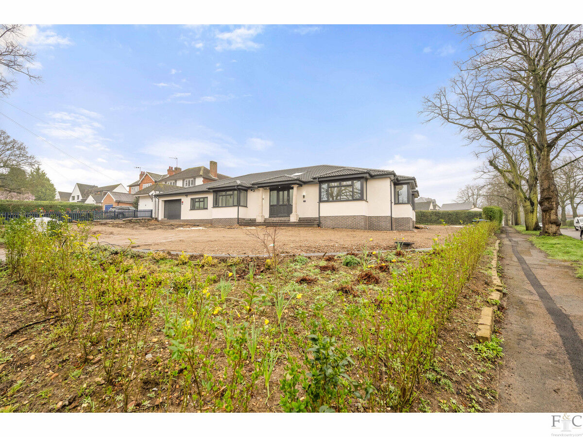 Detached Bungalow for sale with 4 bedrooms, Dalby Avenue, Leicester